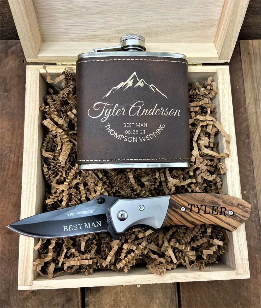 Personalized Cuff Link & Pocket Knife Groomsmen Gift Set