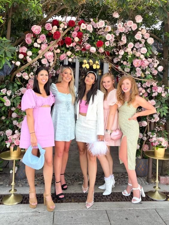 The Ultimate Checklist of What to Wear to a Bridal Shower
