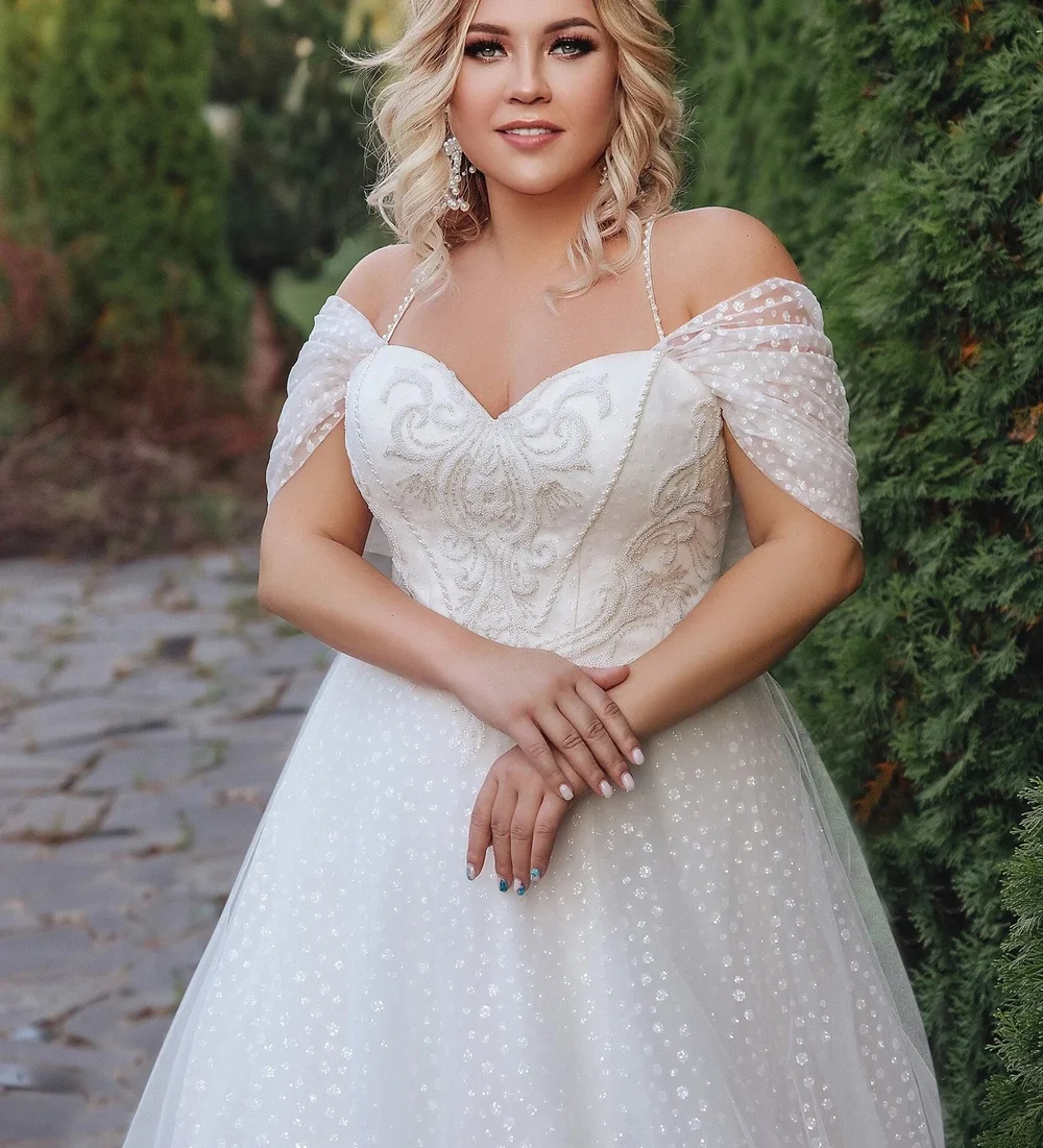 Wedding Dress Styles for Chubby Arms That You