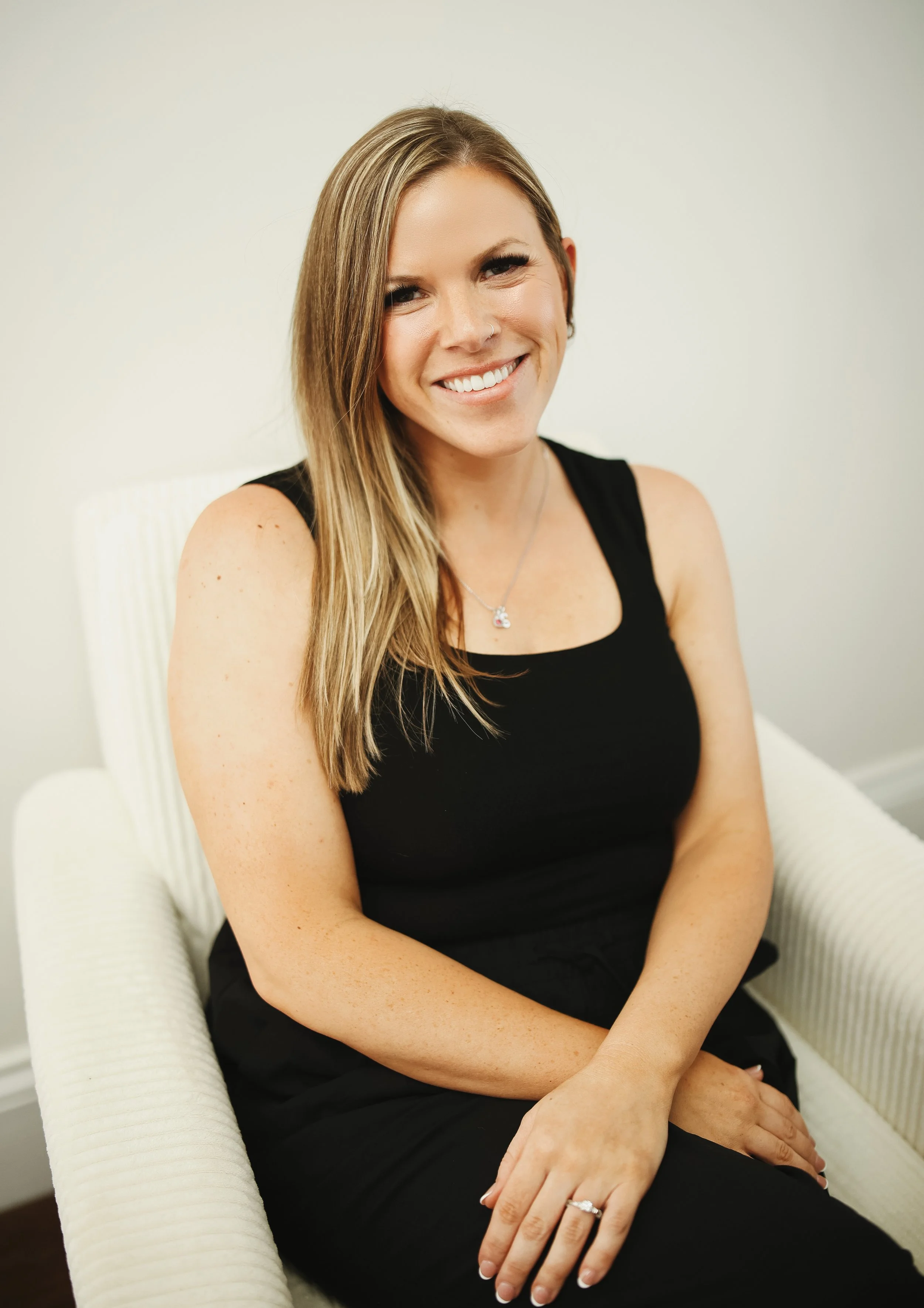 Click the Picture to book with Meghan!