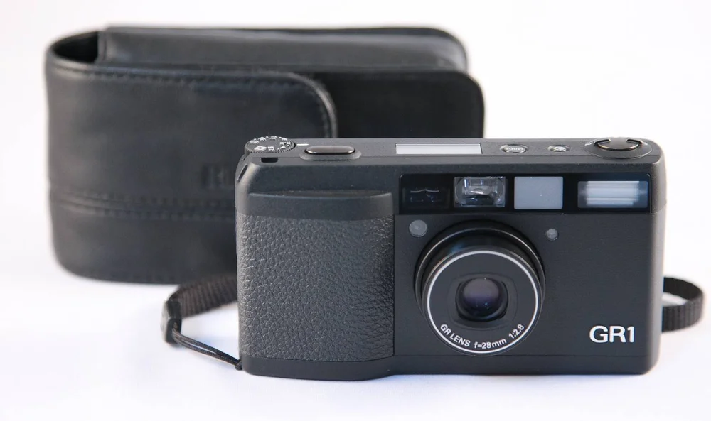 Top 10 Best Point-and-Shoot Film Cameras for 2024: Ultimate Guide for ...