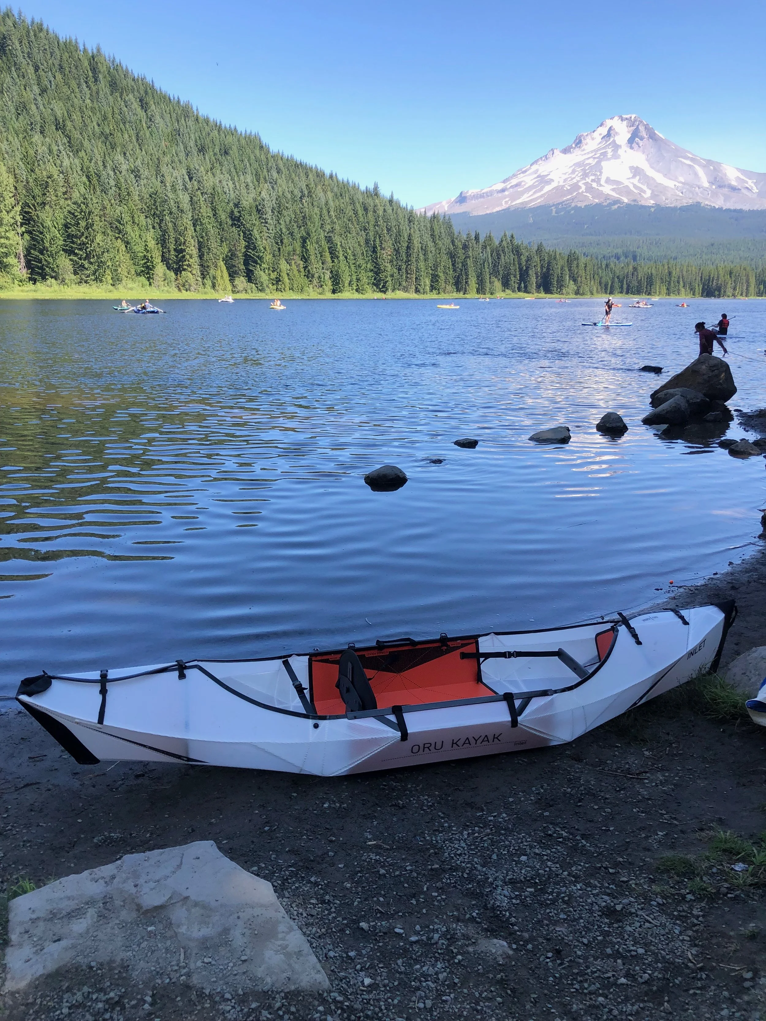 Oru-Kayak-Launch-Origami-Trillium-Lake-Oregon.jpeg