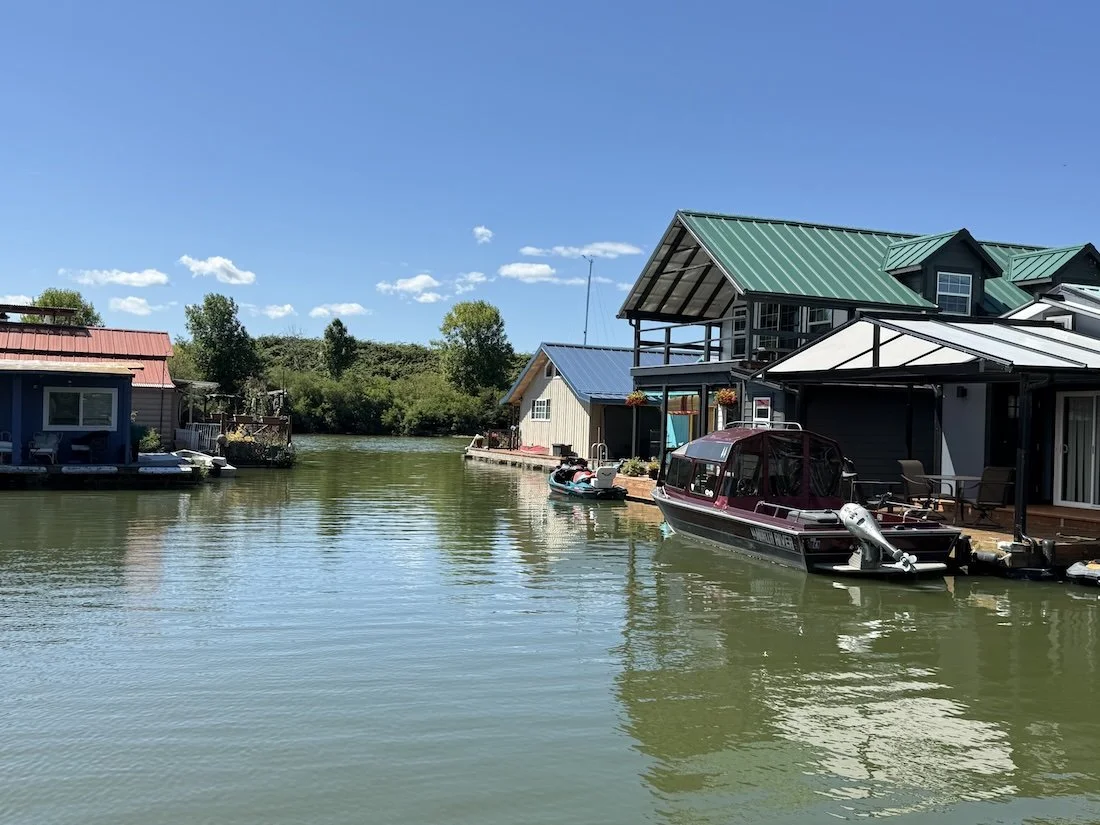 floating homes - ridgefield washington - .jpeg