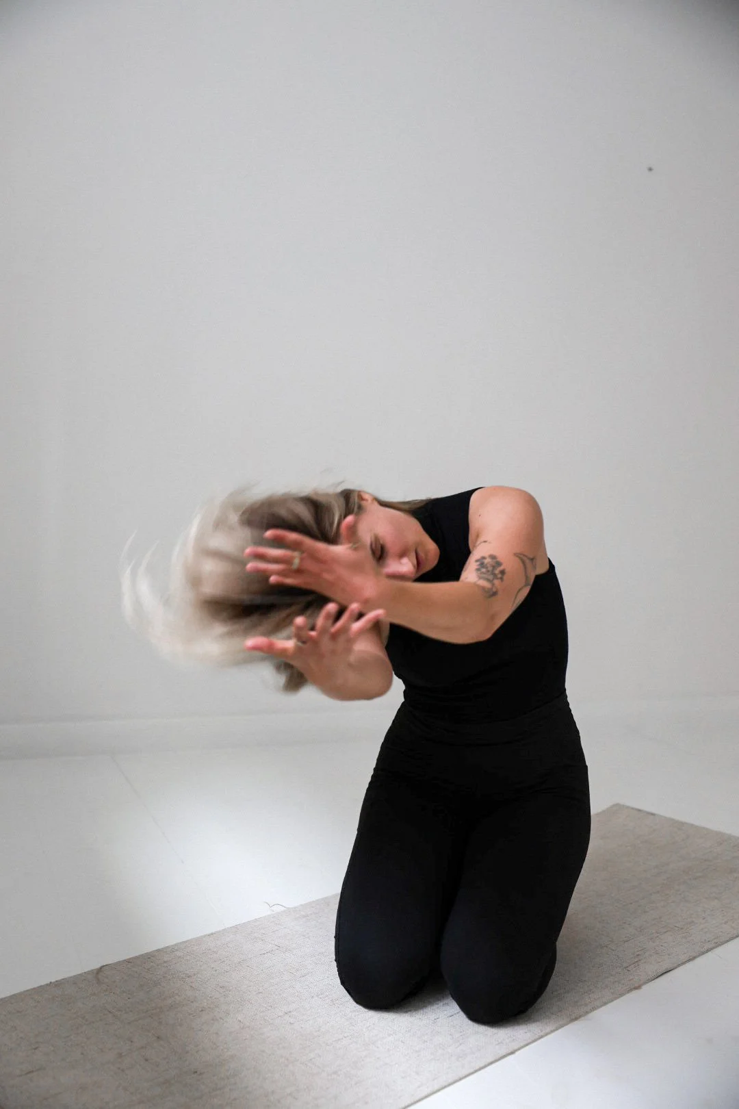 Somatics &amp; Sounds | Chiara 