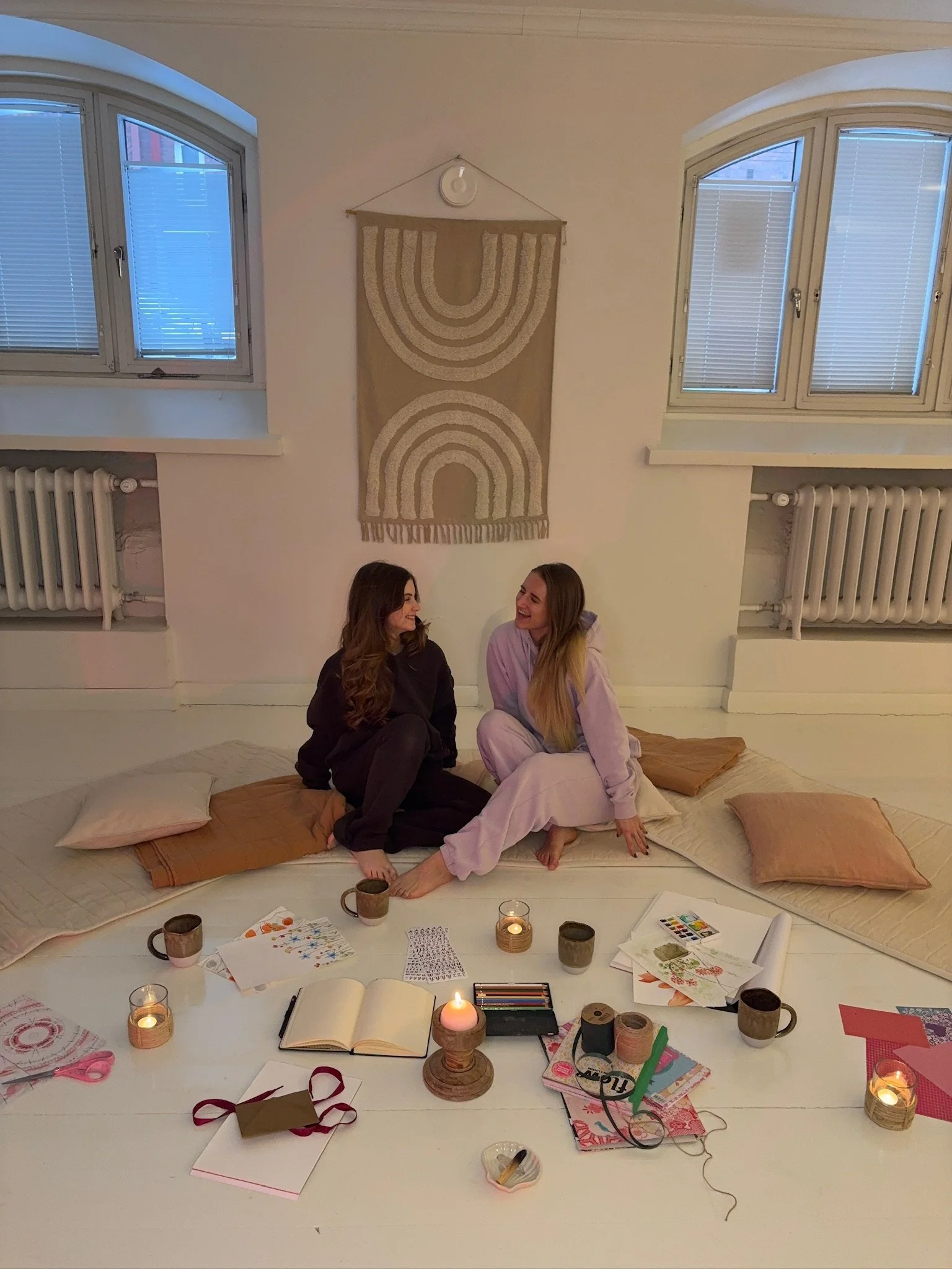 Galentine’s Art &amp; Yoga | Chiara &amp; Elisa