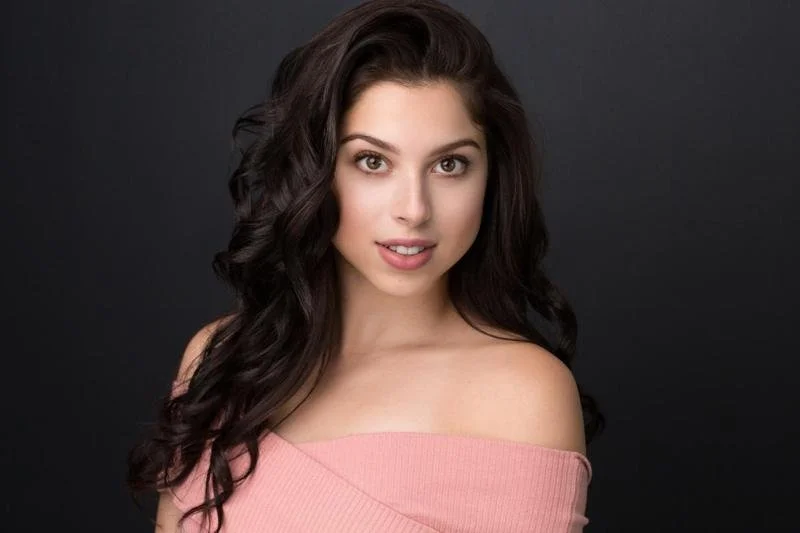 Haley Nachlas Headshot.JPG