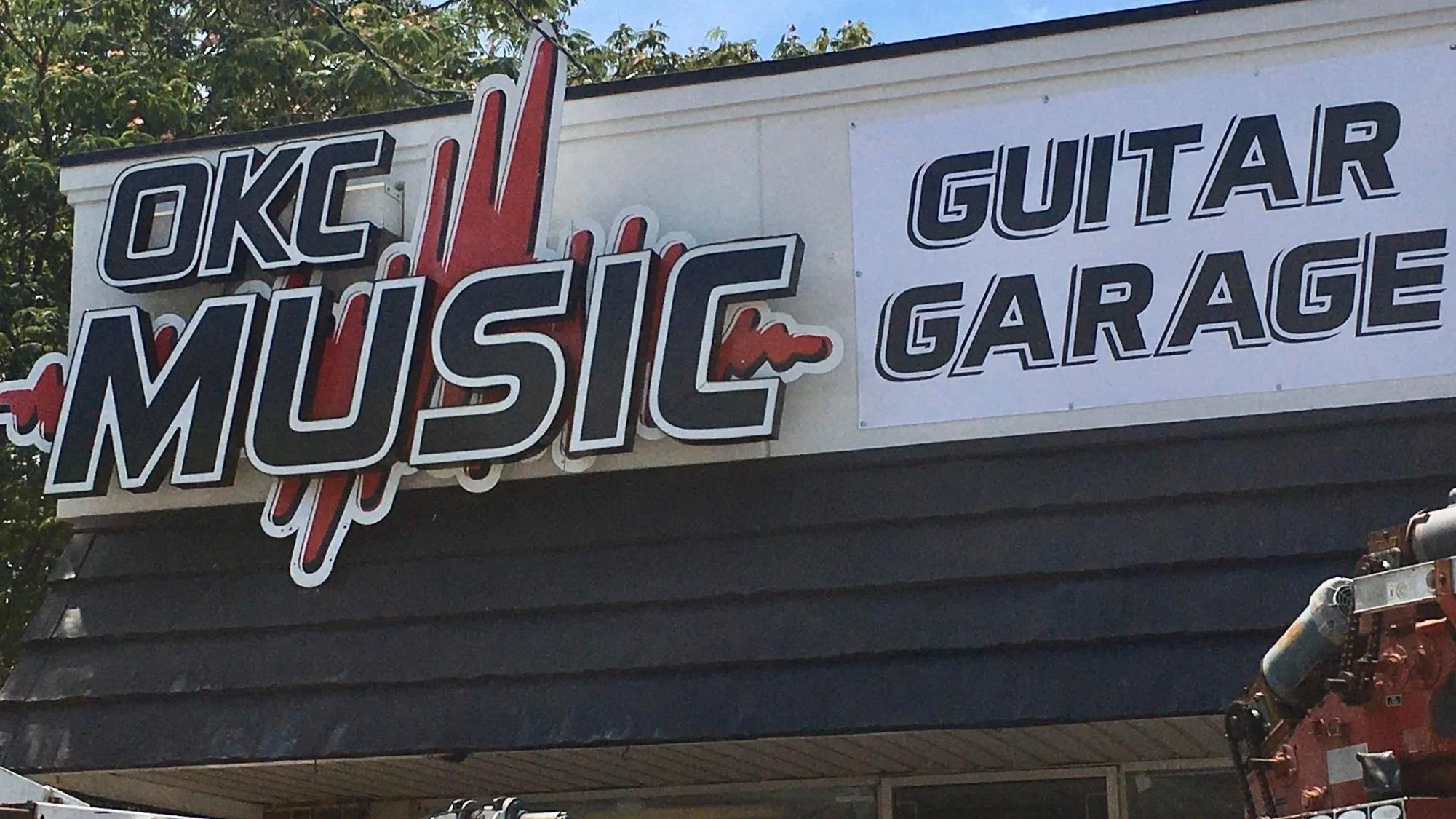 OKC MUSIC GUITAR GARAGE