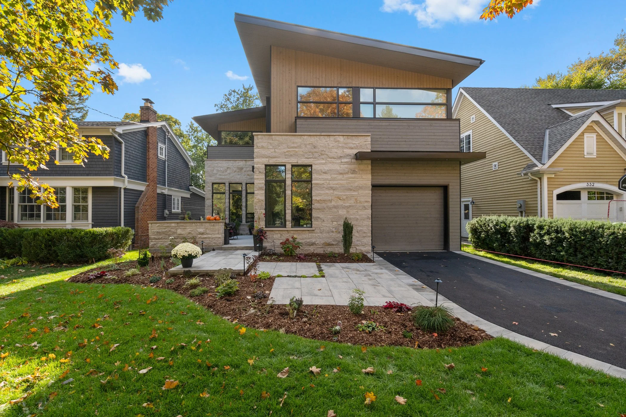 Terra Nova - 328 Douglas - Final Exteriors - Web - 08.jpg