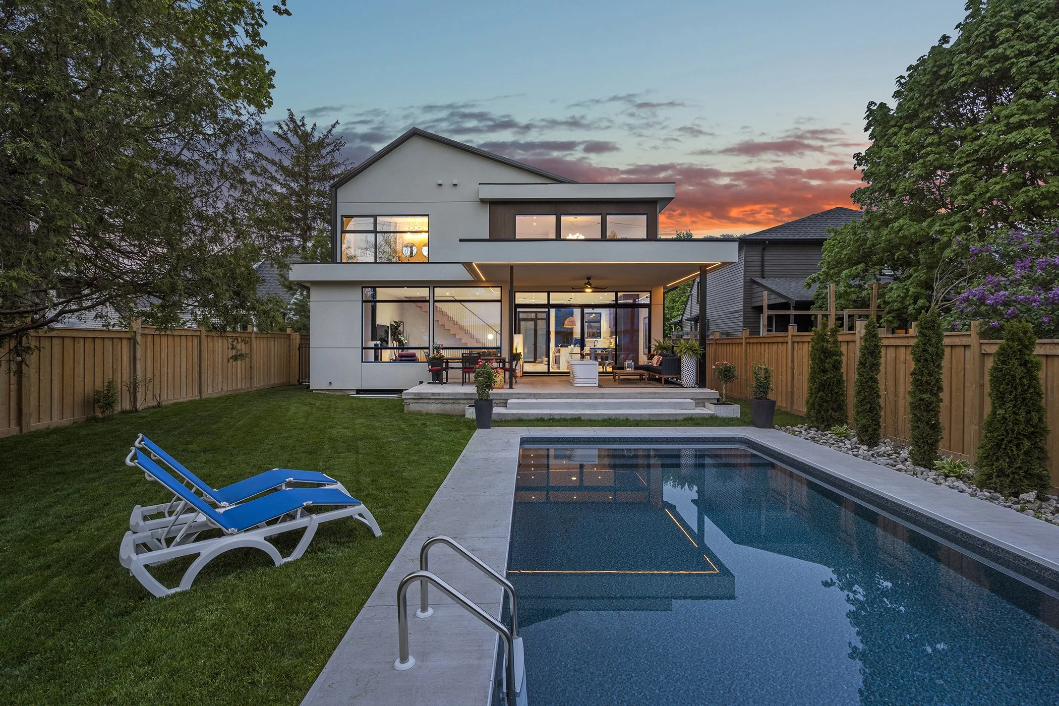 686 Hager Ave - Twilight - Web - 005.jpg