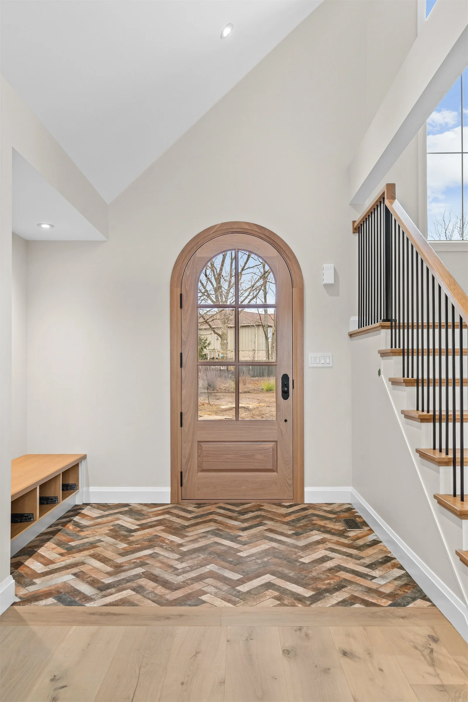 66 Lodor Ln © APi360 Web - 002.jpg