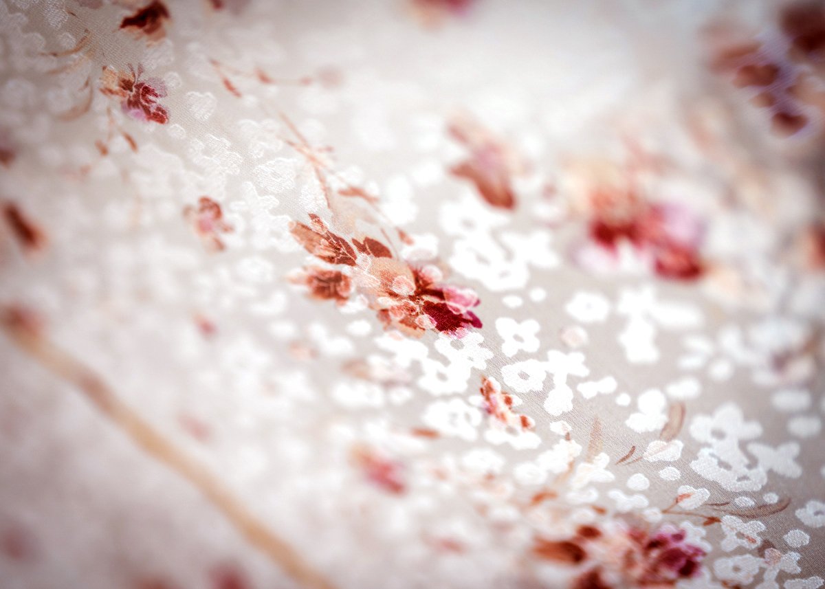 Luisa_Beccaria_Burnished_Wedding_Dress_Fabric.jpg
