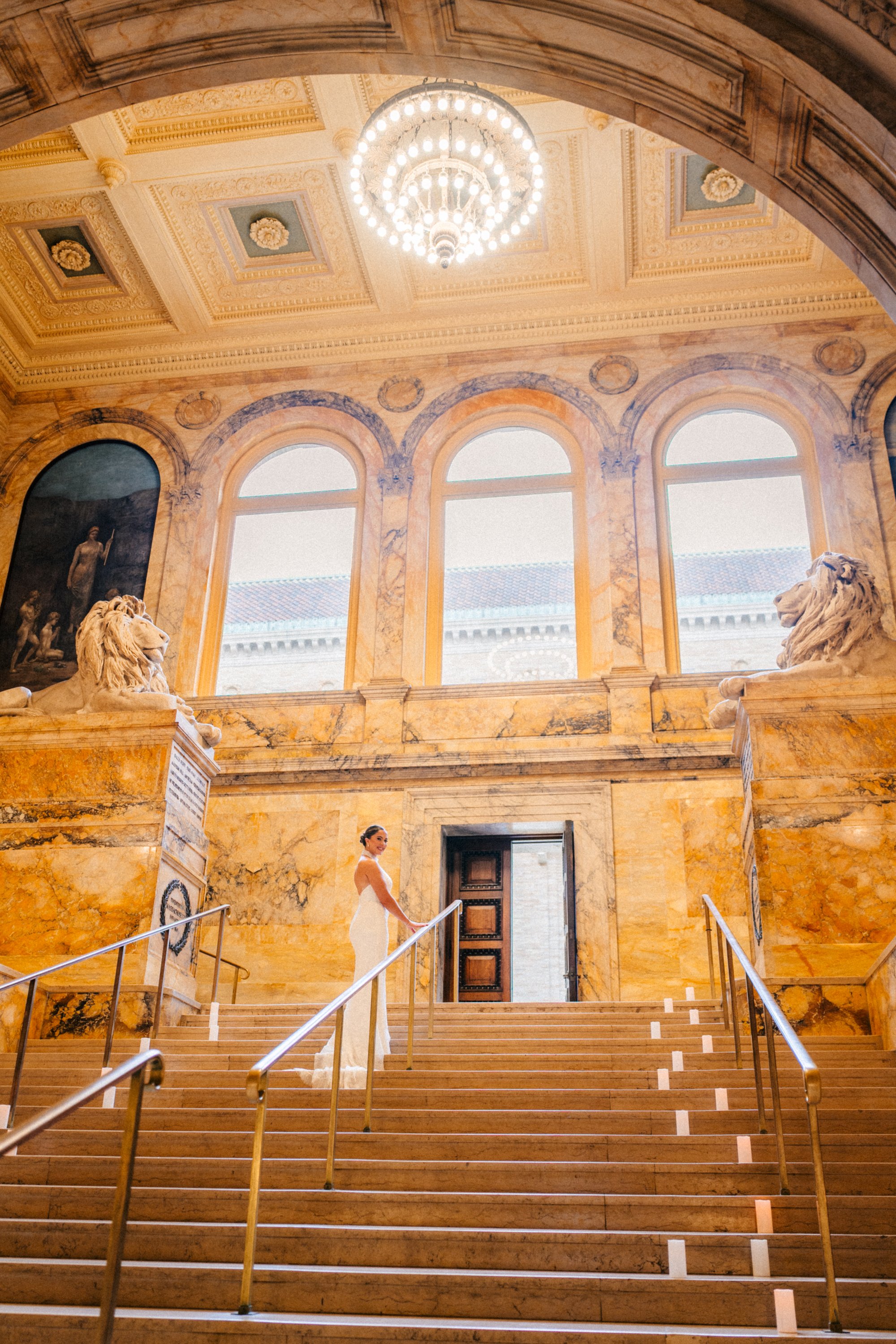 Nicole_Matt_Wedding_Entering Venue_Posed Shots-25.jpg