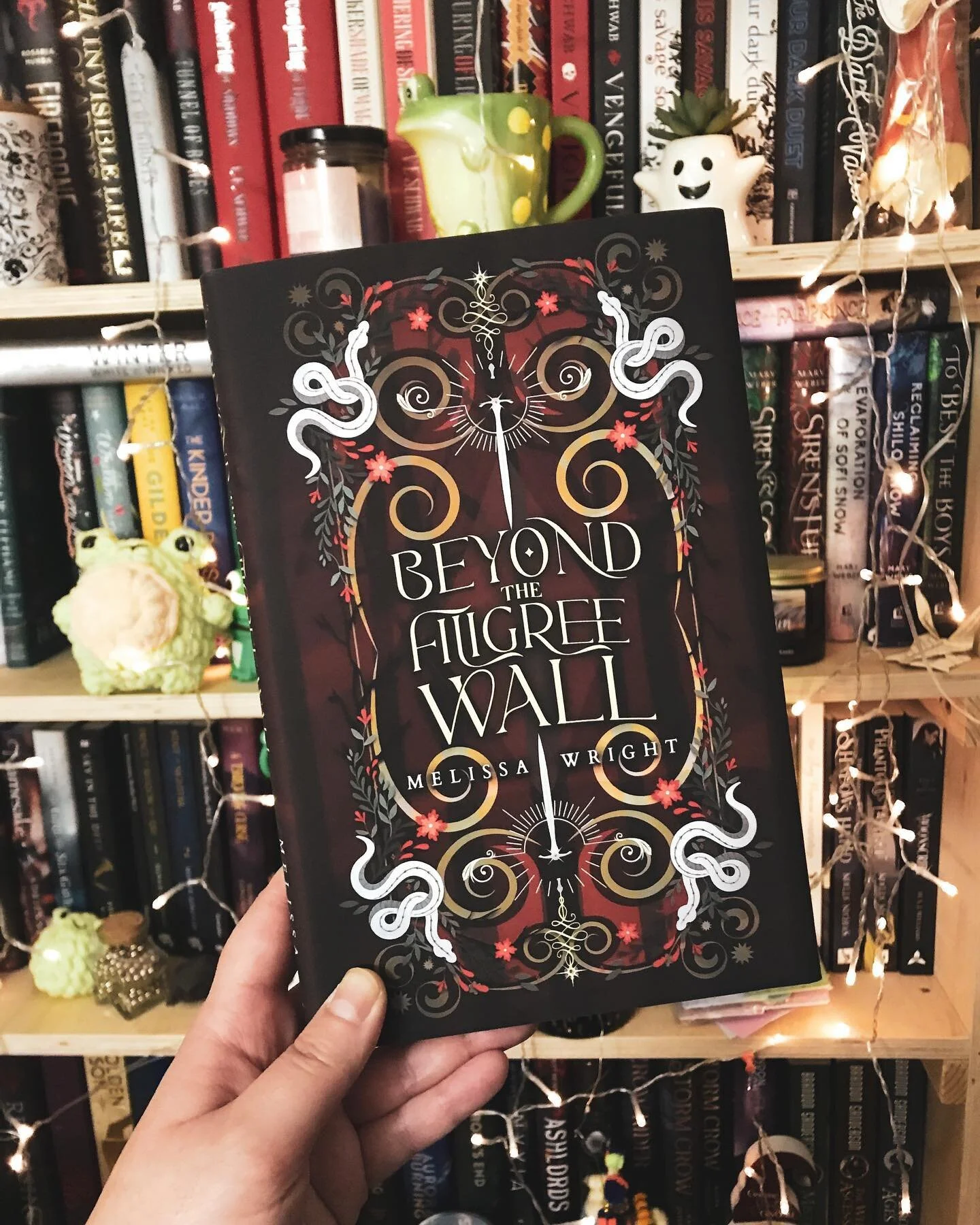 How many books do you take on vacation?
.
I took 4 this time, which felt like not enough. (One can never have too many books on vacation right?)
.
I read Beyond the Filigree Wall by @melissa_wright_author and really enjoyed it. The world building was