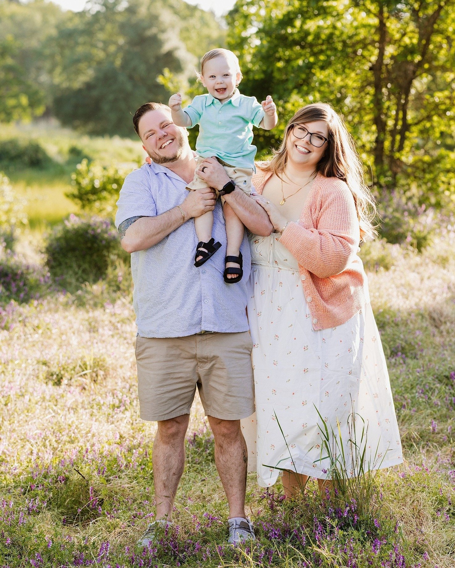 Golden hour light + genuine connection = portrait magic ✨ This past family session was full of laughter, snuggles, and that soft summer glow that makes outdoor portraits so dreamy. I love helping families feel comfortable so their love and connection