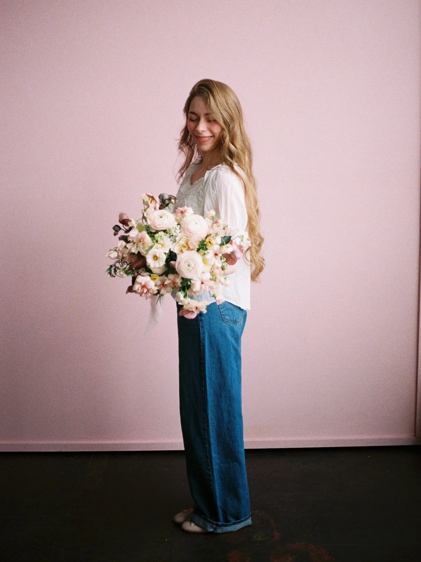 hey, i&rsquo;m emma! i never thought that taking a floral design class 5 years ago would grow into my own business, but here we are. i&rsquo;ve learned a lot along the way and these are the values at the heart of my work:

intentionality first, alway