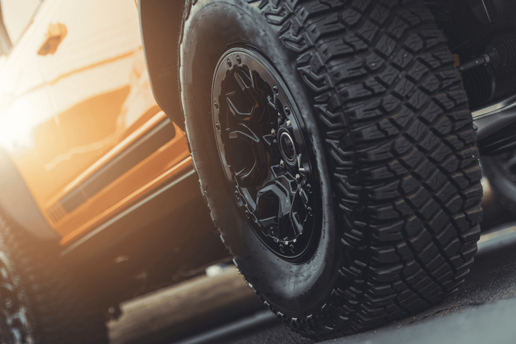 5 Reasons Your Vehicle Needs a Tire Alignment After Installing New ...