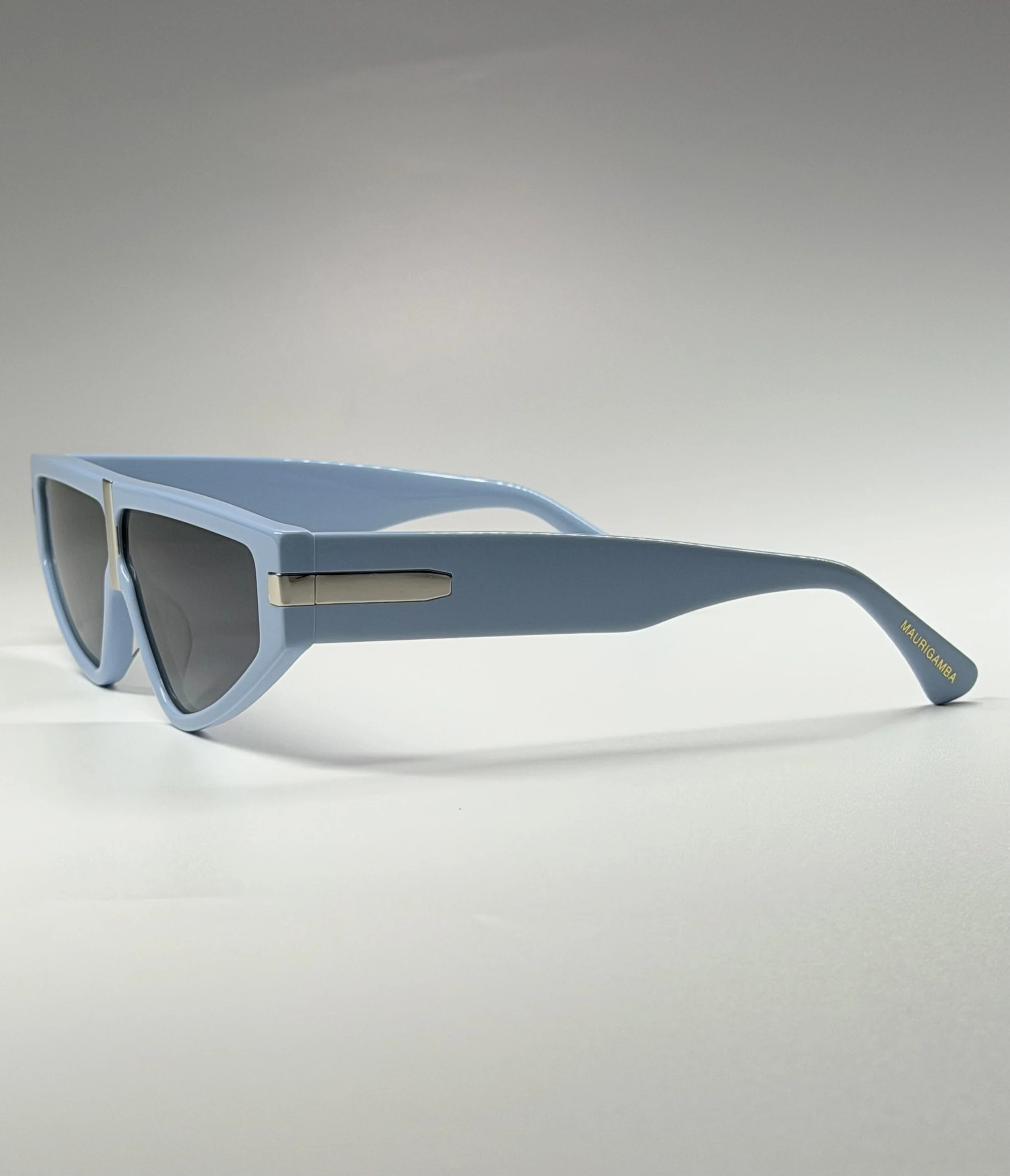 Modern Sculptural Design · Futuristic Luxury Eyewear · Bold Contemporary Style
