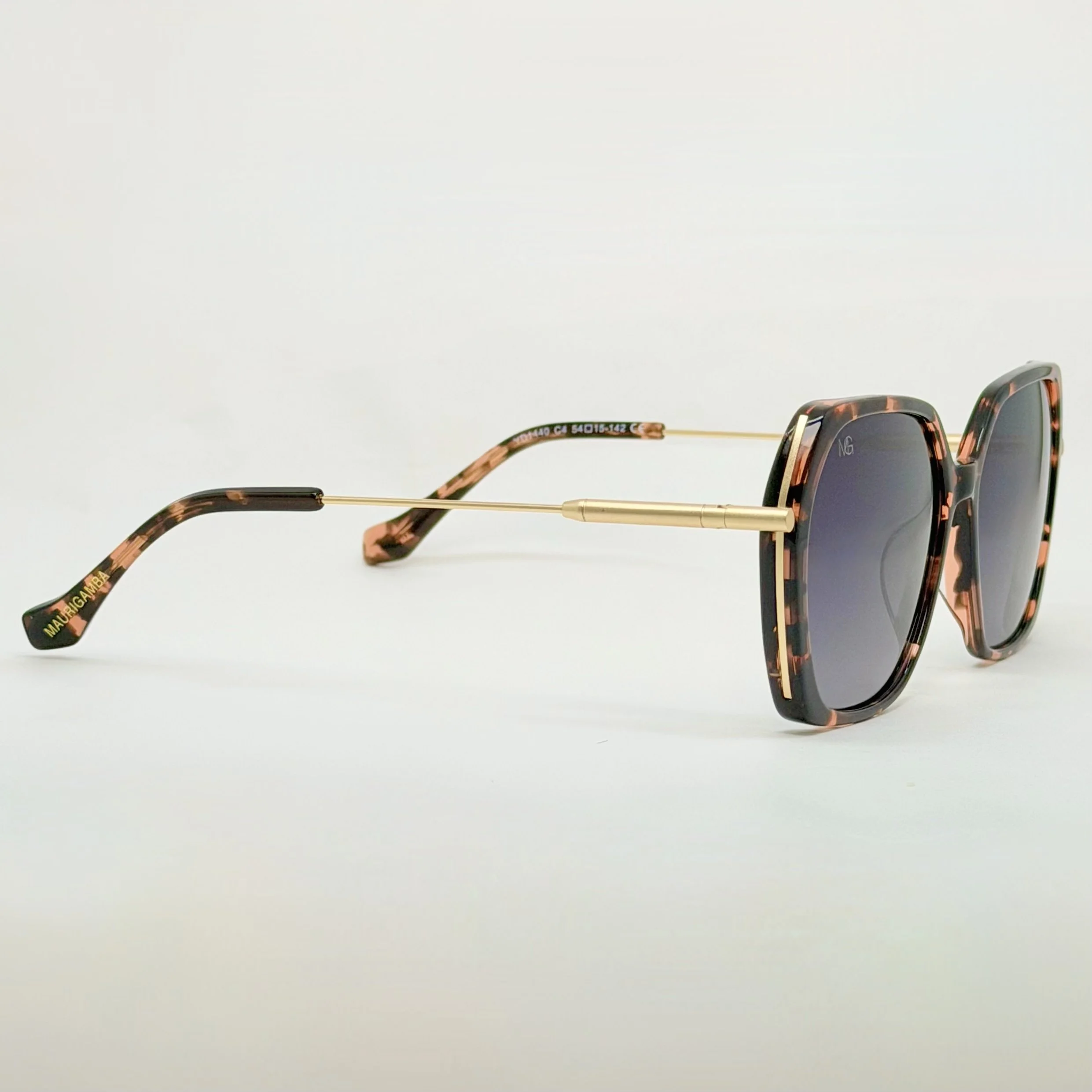 Premium Italian Acetate • Titanium Temples • Handcrafted Luxury
