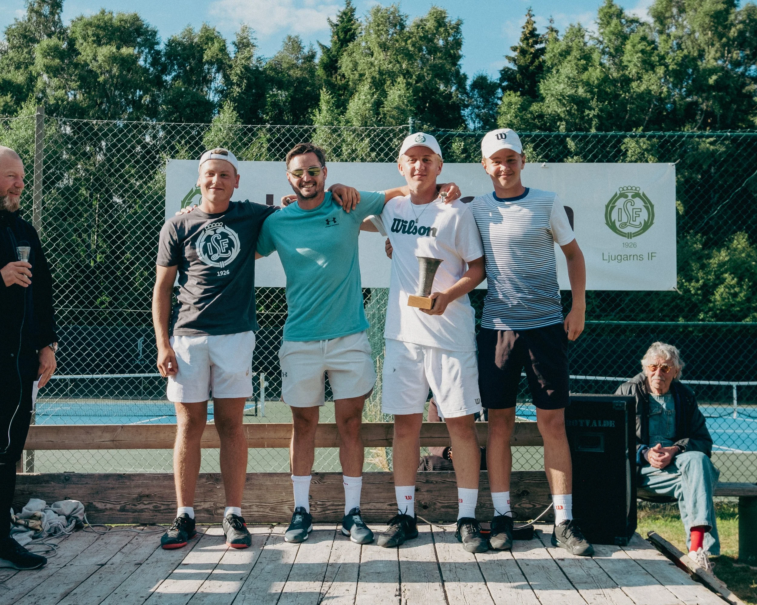 Finalister herrdubbel A.jpg