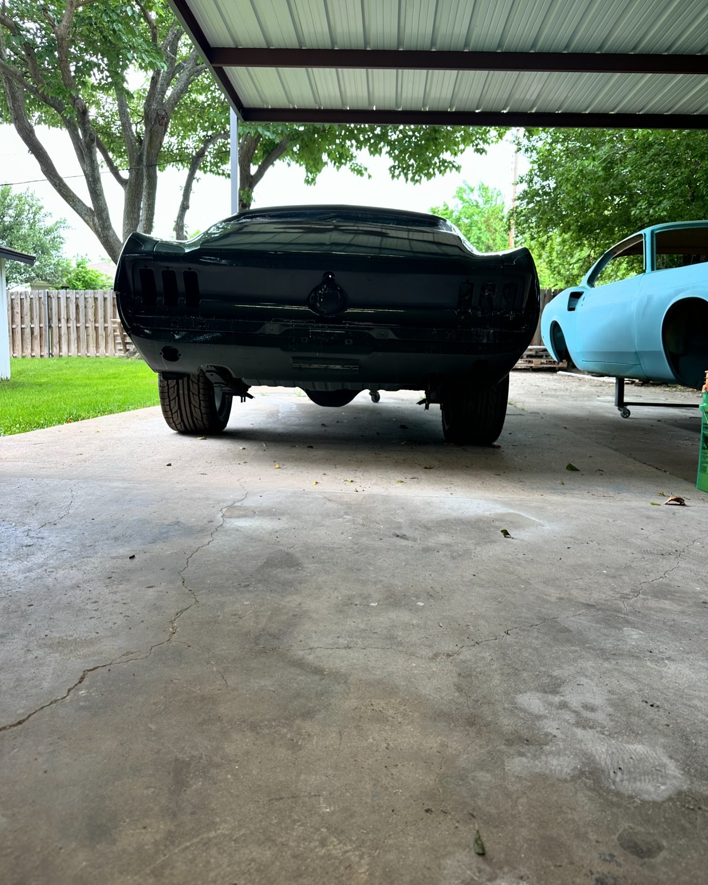 Buffed out and ready for some polish - taillights are just a distraction anyways. 

Drivetrain would be nice too but taking wins here as the come.

#classiccars #muslecars #stang