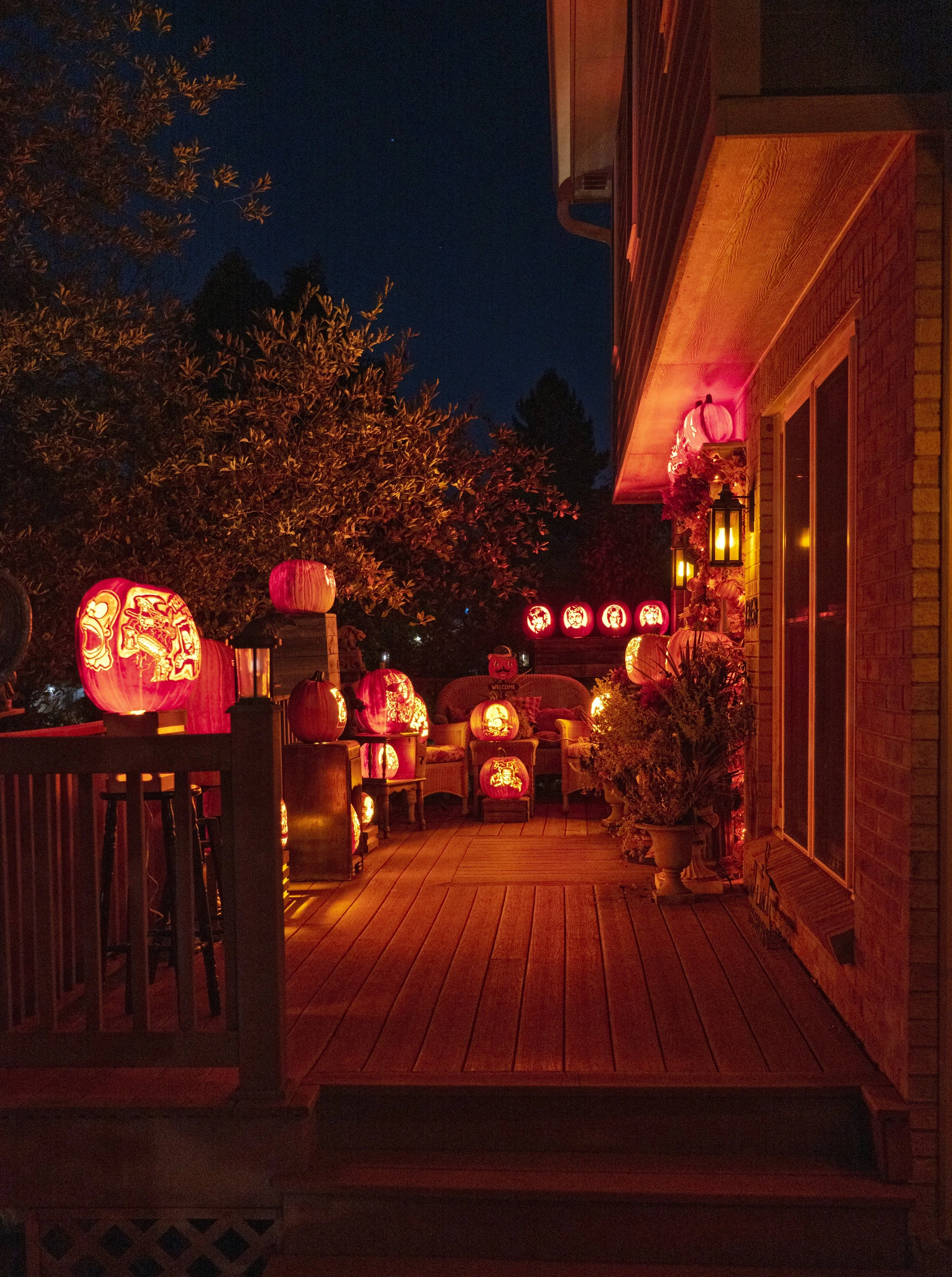 Front Porch 02197.jpg