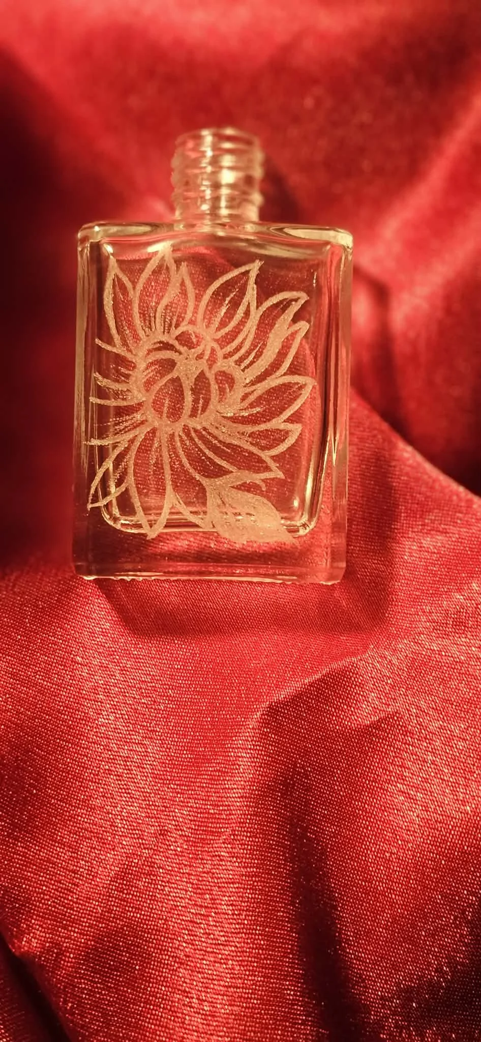 November birth flower-
Chrysanthemum 