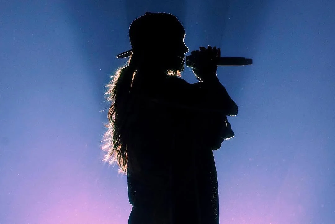 GOAL MEMBER EFFORTS WHEN HOSTING: BILLIE EILISH