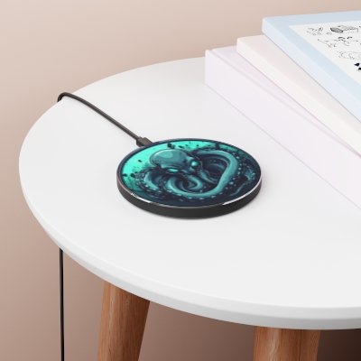 cthulhu-inspired-fast-wireless-charger-unique-desk-accessory-for-gamers-sci-fi-fans.jpg