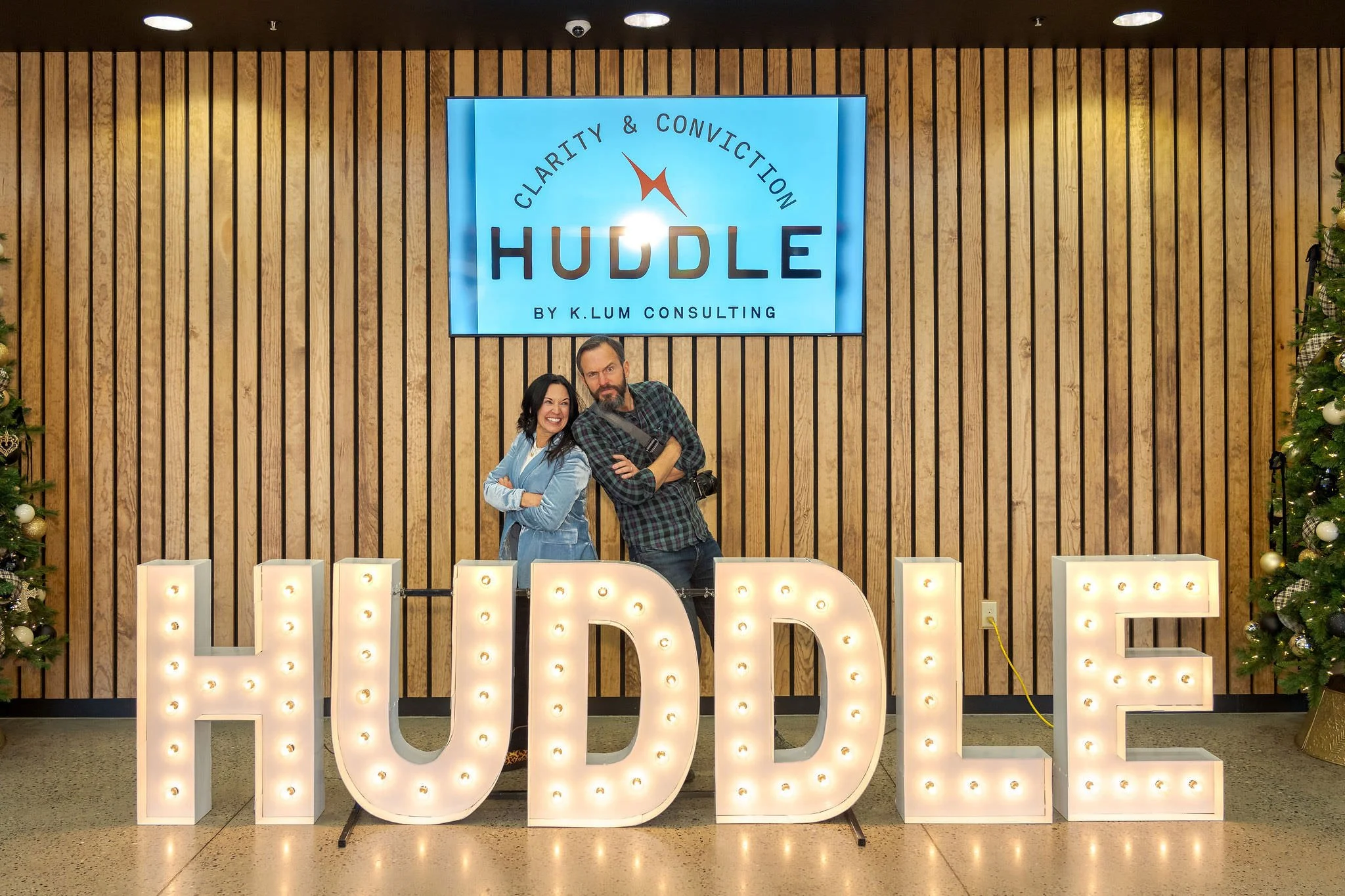 20251204-LIVE-Huddle-03353.jpg