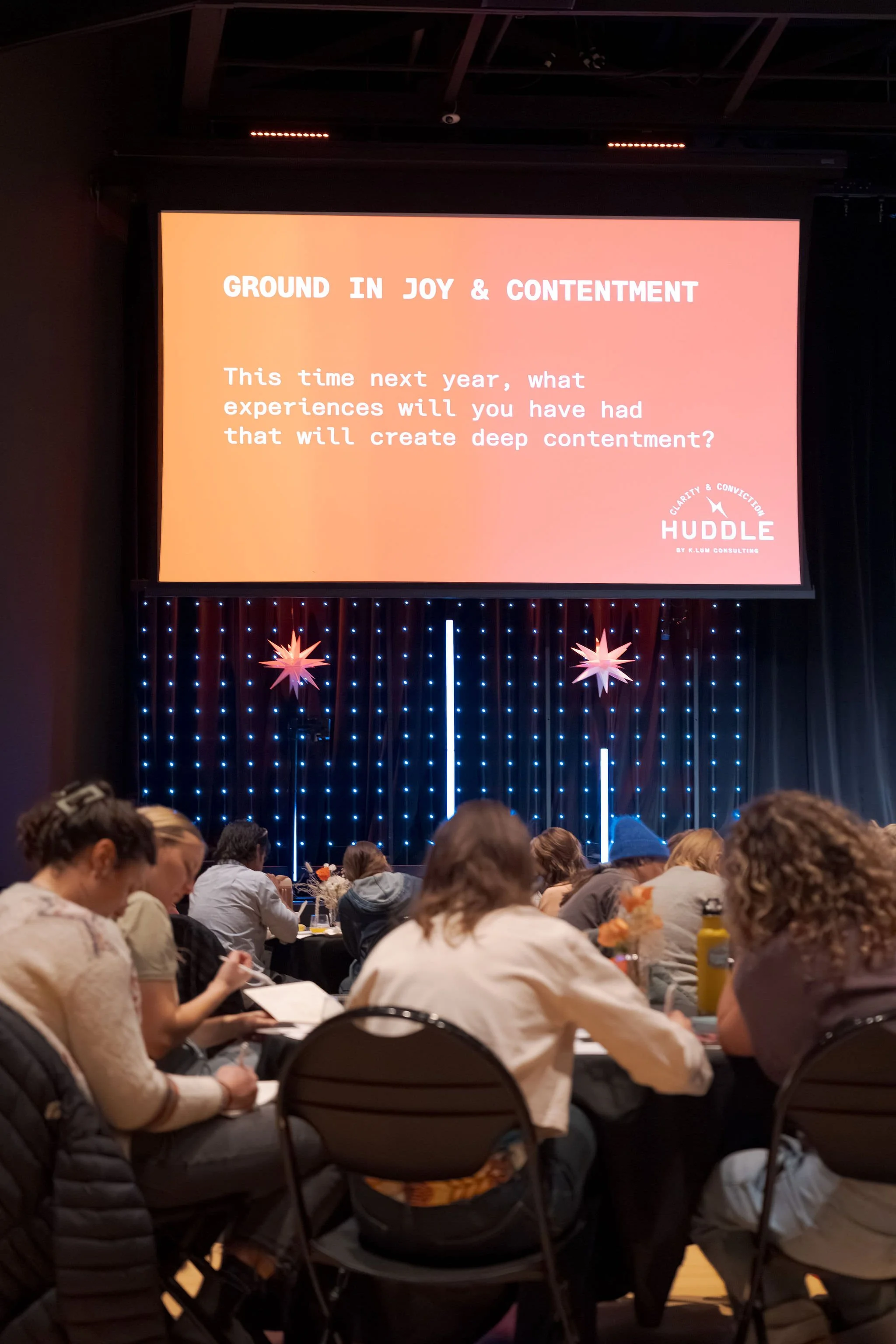 20251204-LIVE-Huddle-03091.jpg