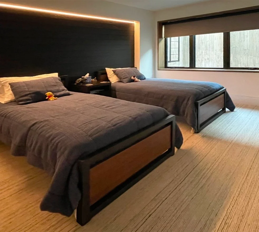 1875_150dpi_chsl+edit_boys+room.jpg