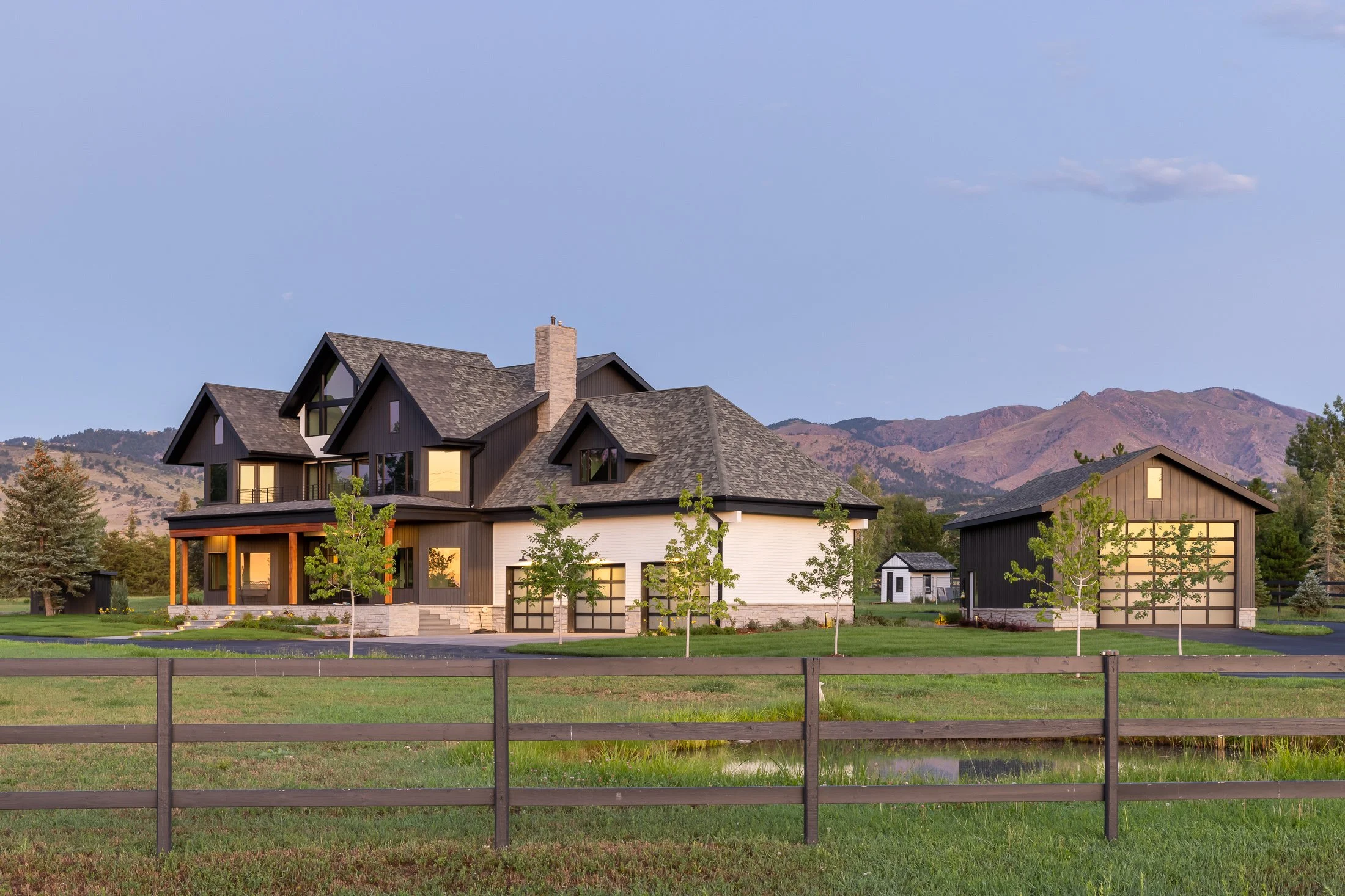 7645 N 41st St-3.jpg