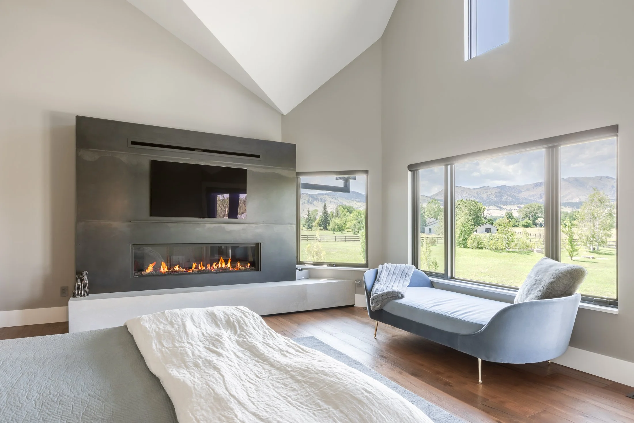 7645 N 41st St-161.jpg