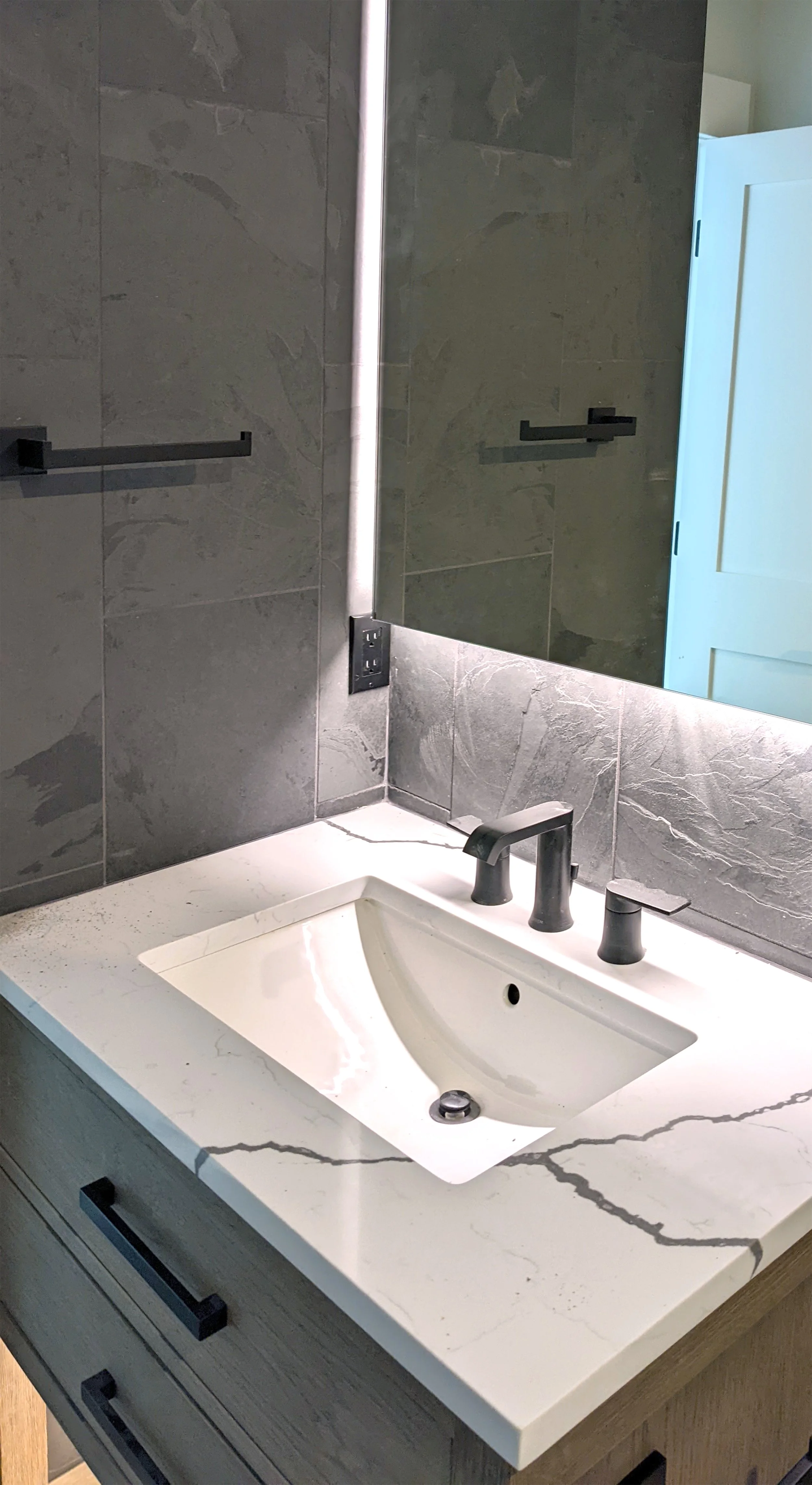 3320_secondary bath vanity shot_150dpi_chsl edit.jpg