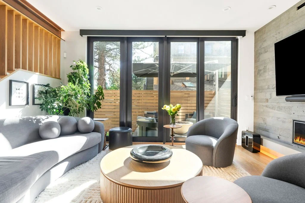 2709PineStreet-Print-TrendemMedia-13.jpg