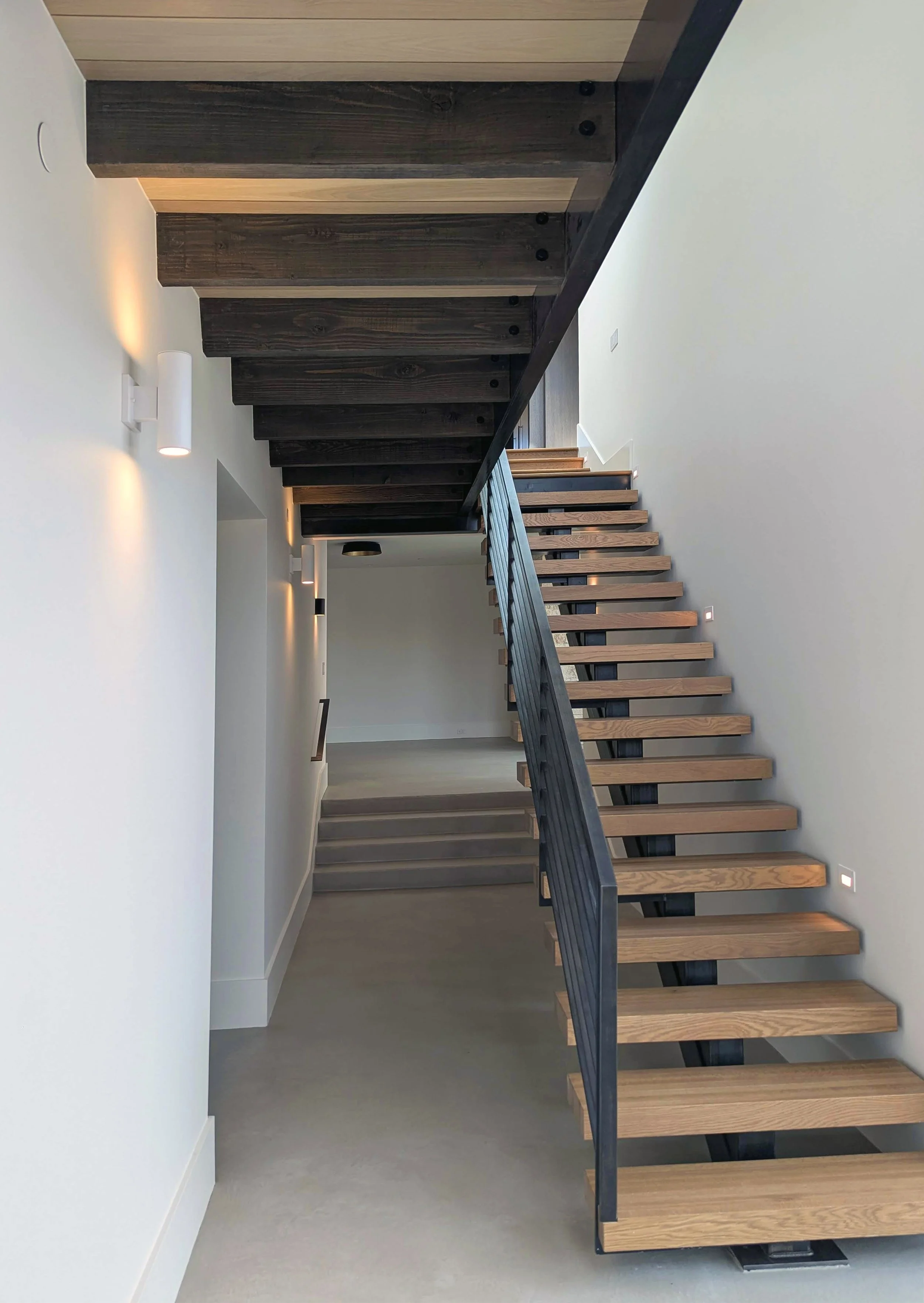 1865_guest stair 4_150dpi.jpg