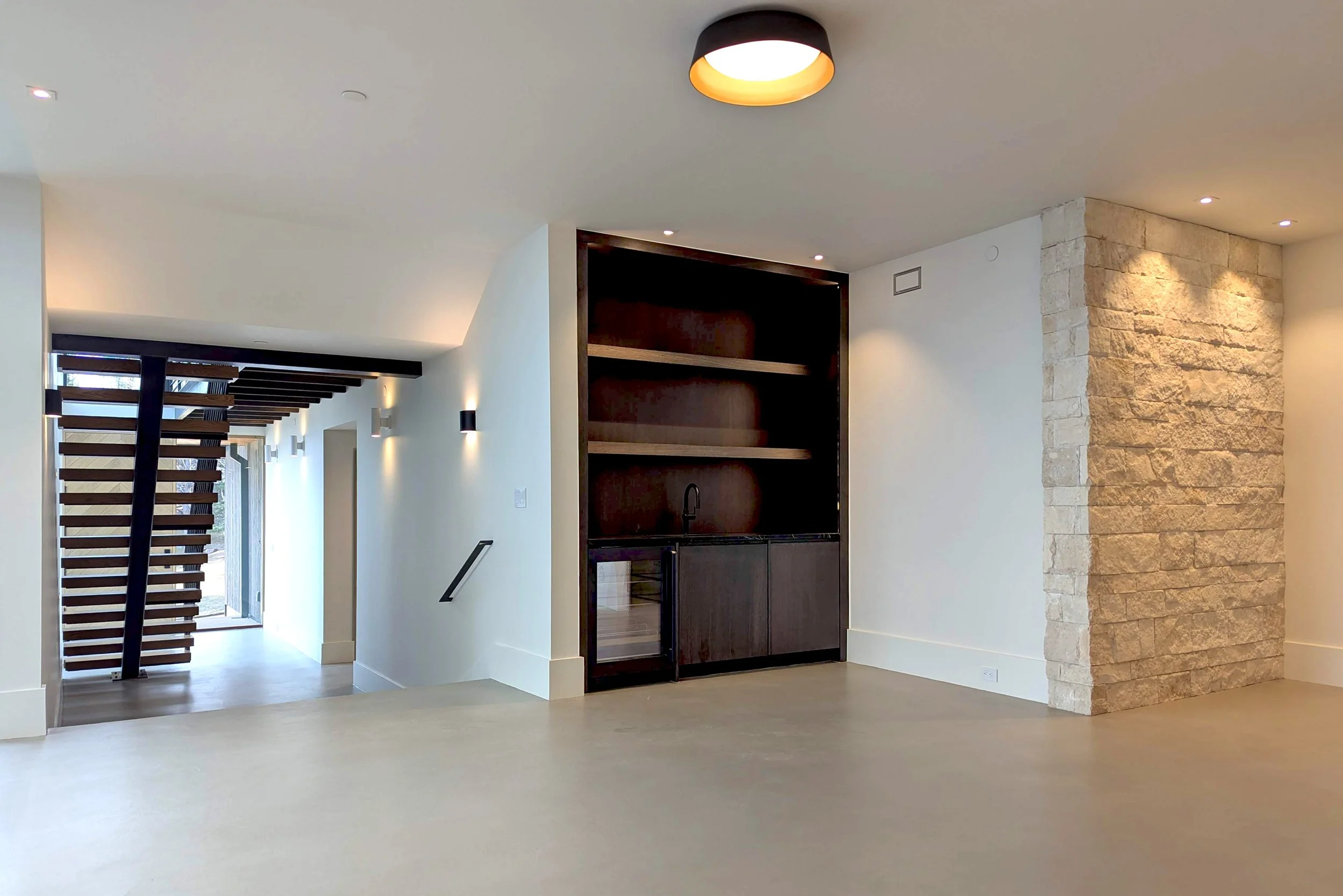 1865_guest stair 3_150dpi.jpg