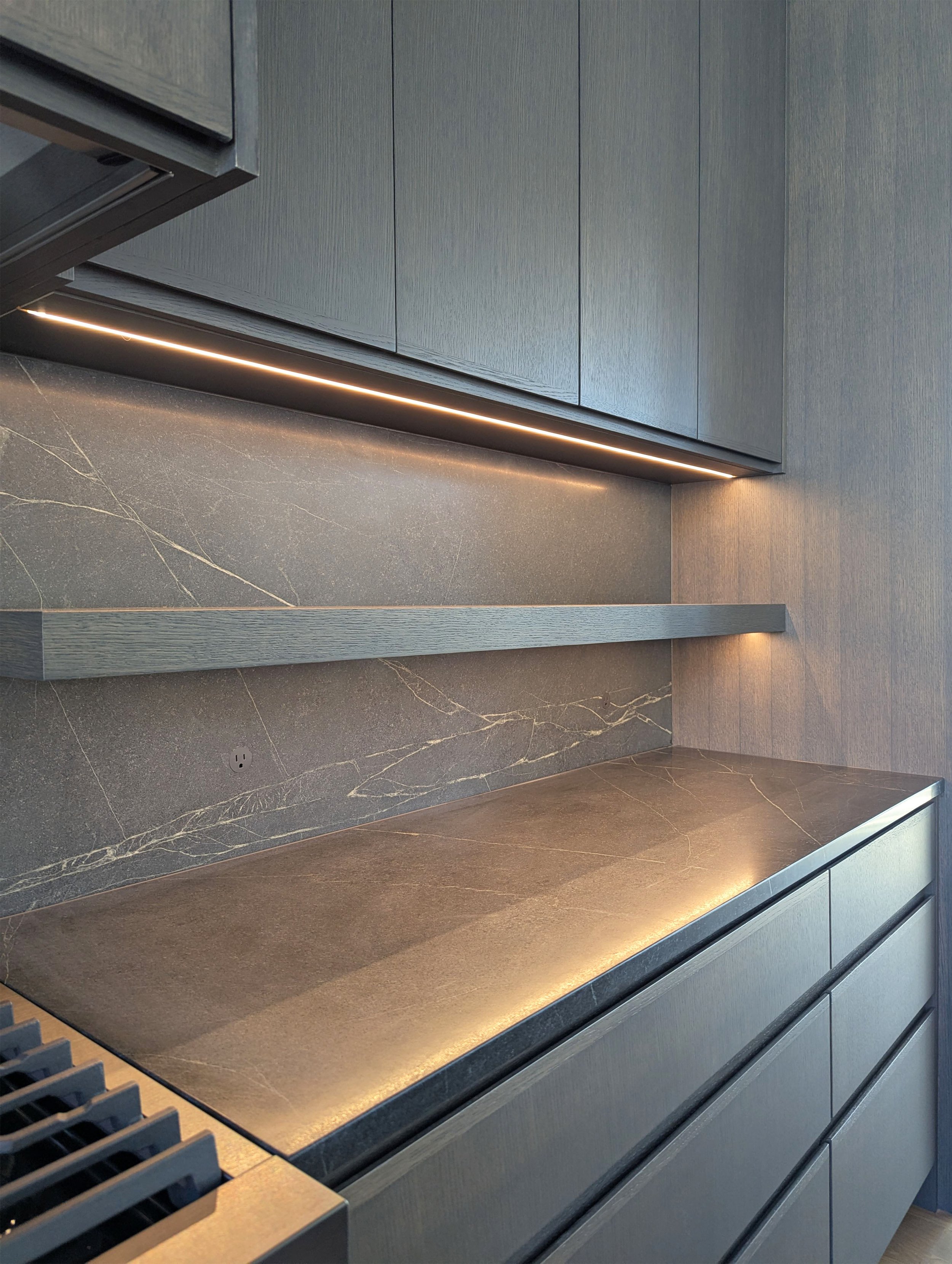 186kitchen 4_150dpi.jpg