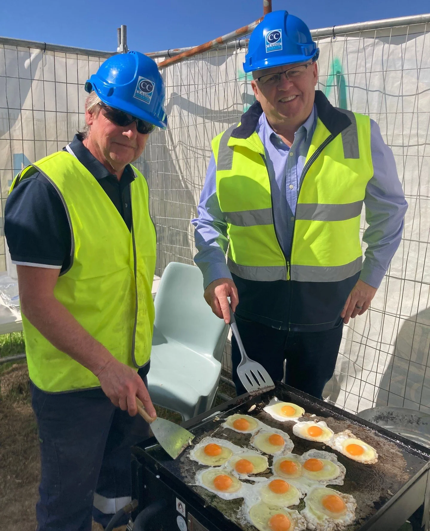 We enjoyed a BBQ on site yesterday at Carey College today to show our appreciation to the hardworking contractors 🥓🍳 A big thank you to everyone for their efforts, it was a great way to take a break and share a meal together. And what a perfect sun