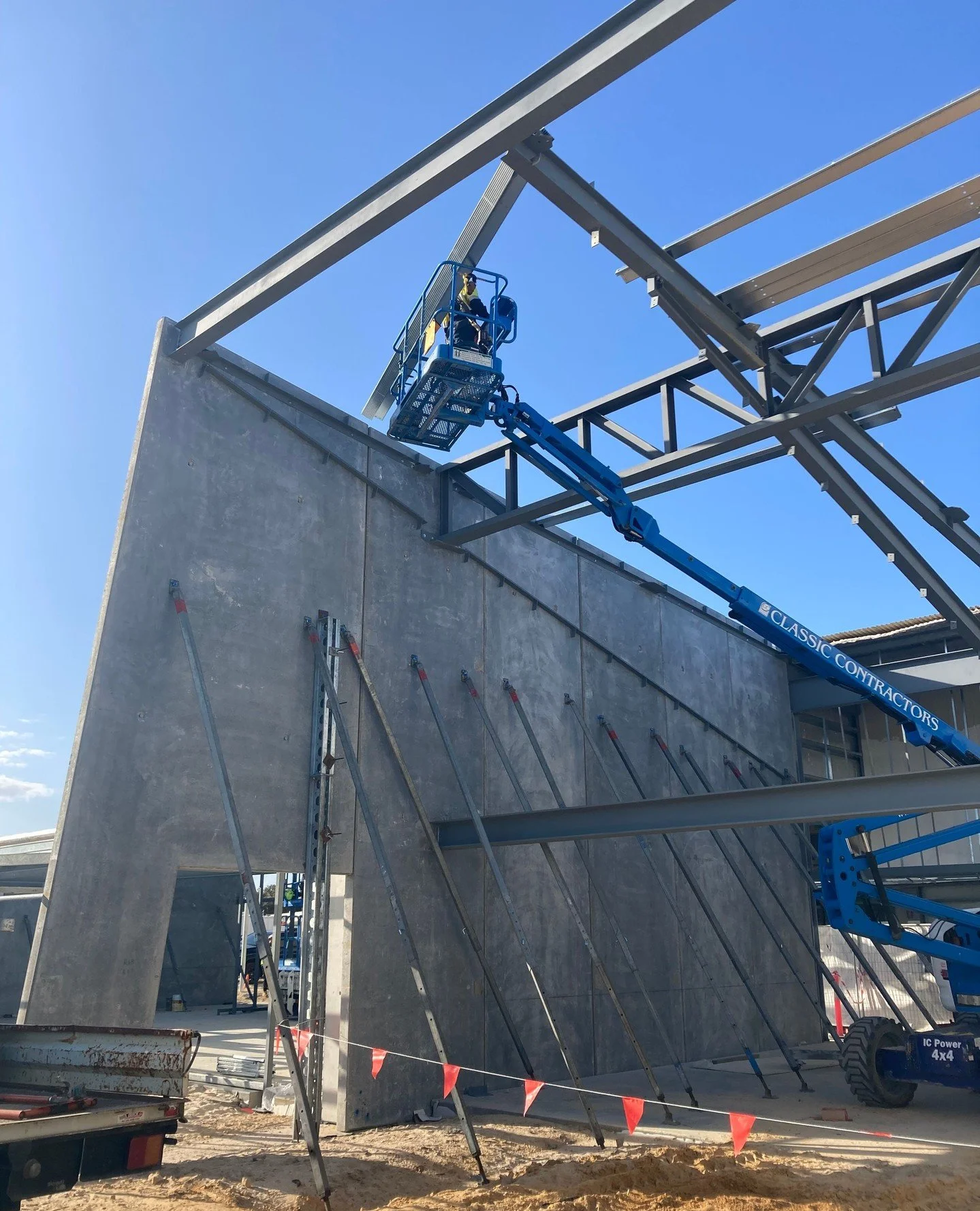 Progress shot at Carey Baptist College - it&rsquo;s so good to see the project taking shape. Each milestone brings us closer to delivering these new facilities for the school community.⁠
⁠
#ClassicContractors #PerthBuilders #PerthConstruction #TiltPa