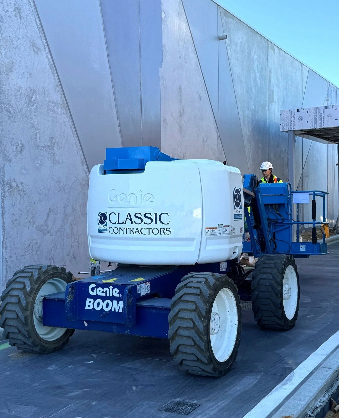 On Site at Autobahn Yangebup 🚧⁠
⁠
Here&rsquo;s Kelly in action, operating our EWP with skill and precision on our Autobahn Yangebup project. ⁠
⁠
Her dedication and focus help keep our projects moving forward safely and efficiently. Great work, Kelly