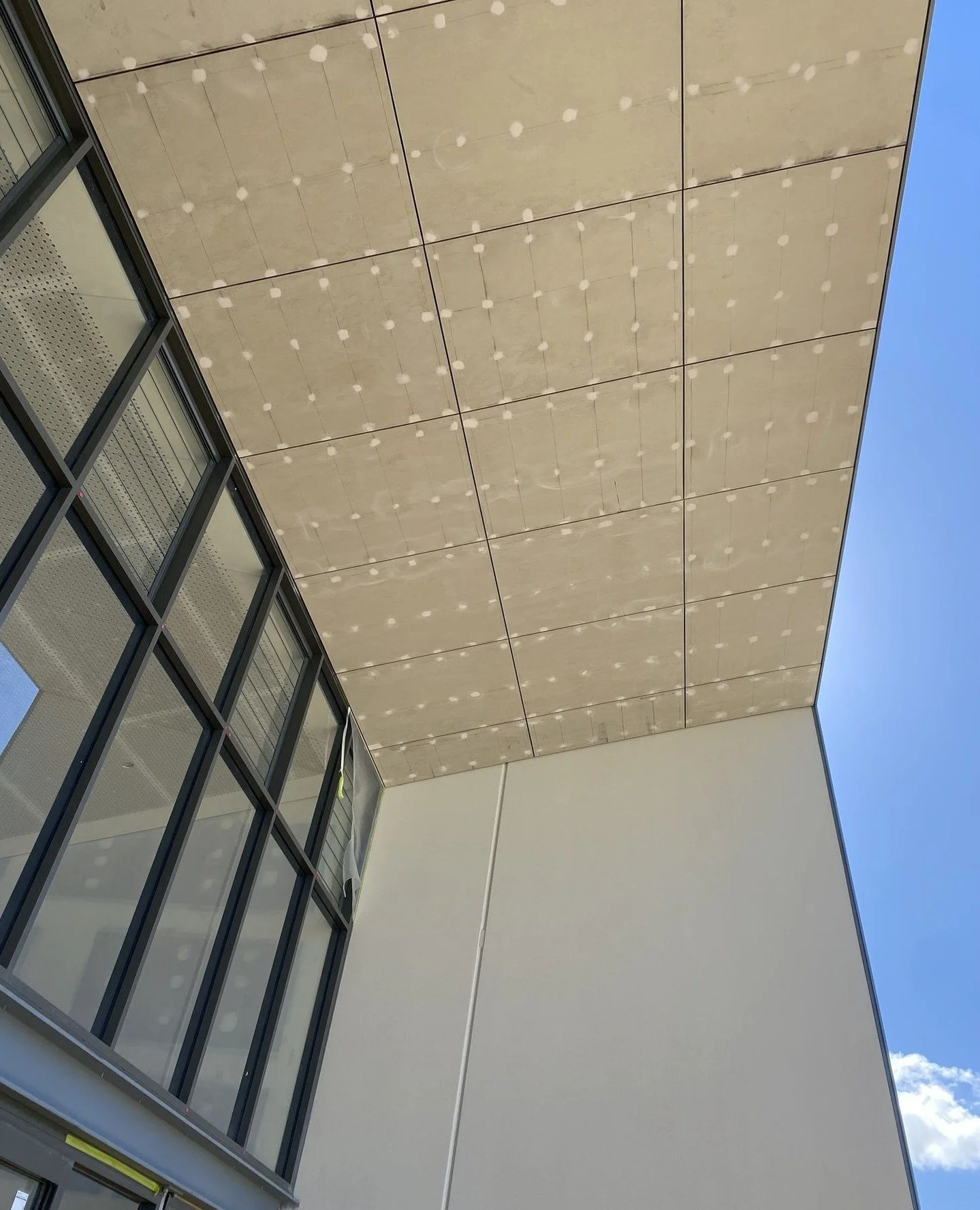 Our team has been pushing ahead on site, and the soffit linings are completed. ⁠
⁠
These linings are an important finishing element, not only tying the exterior areas together visually but also contributing to the durability and overall quality of th