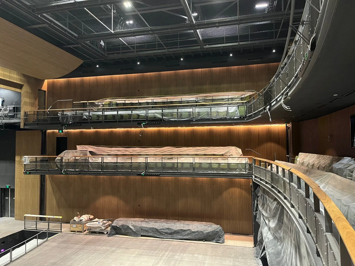 🎭 Project Update &ndash; Busselton Performing Arts &amp; Convention Centre 🎭⁠
⁠
There&rsquo;s some exciting progress unfolding on site as the stage and seating areas continue to take shape, giving the theatre its emerging identity. ⁠
⁠
The black ce
