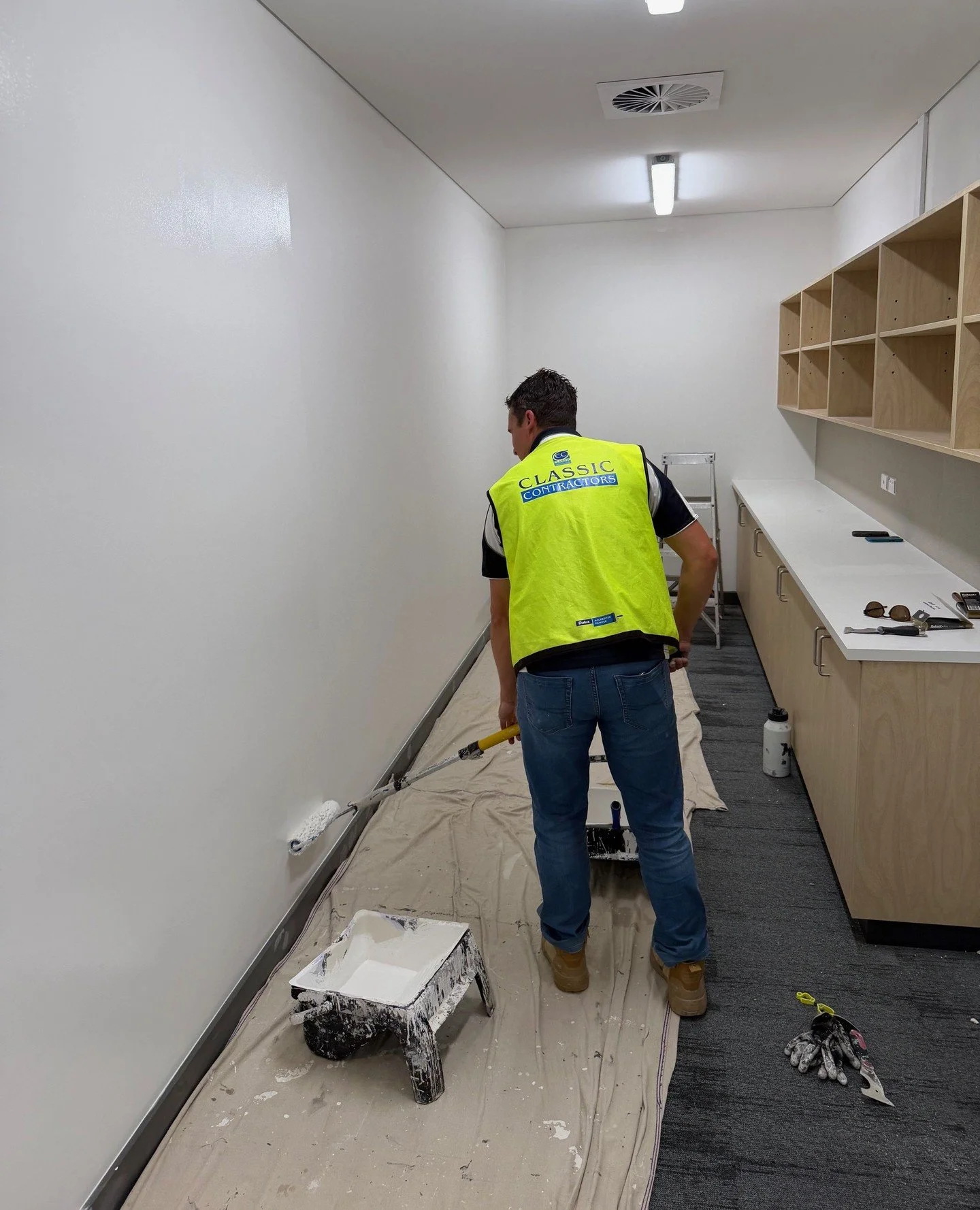 When deadlines matter, teamwork wins! Even our Painting Manager Paul steps in to help wrap up the job. At Team Classic, no one is above the work &mdash; it&rsquo;s about respect, teamwork, and leading from the front. ⁠
Thanks, Paul, for everything yo