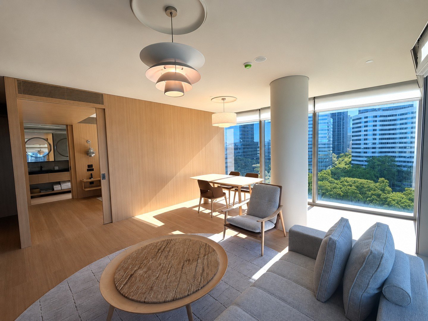 A sneak peek inside our Elizabeth Quay project.⁠
⁠
Contemporary, clean and minimalist design brought to life, paired with views that absolutely steal the show 💫⁠
⁠
#ClassicContractors #ClassicPainted #ElizabethQuays #Interior #DuluxAccredited