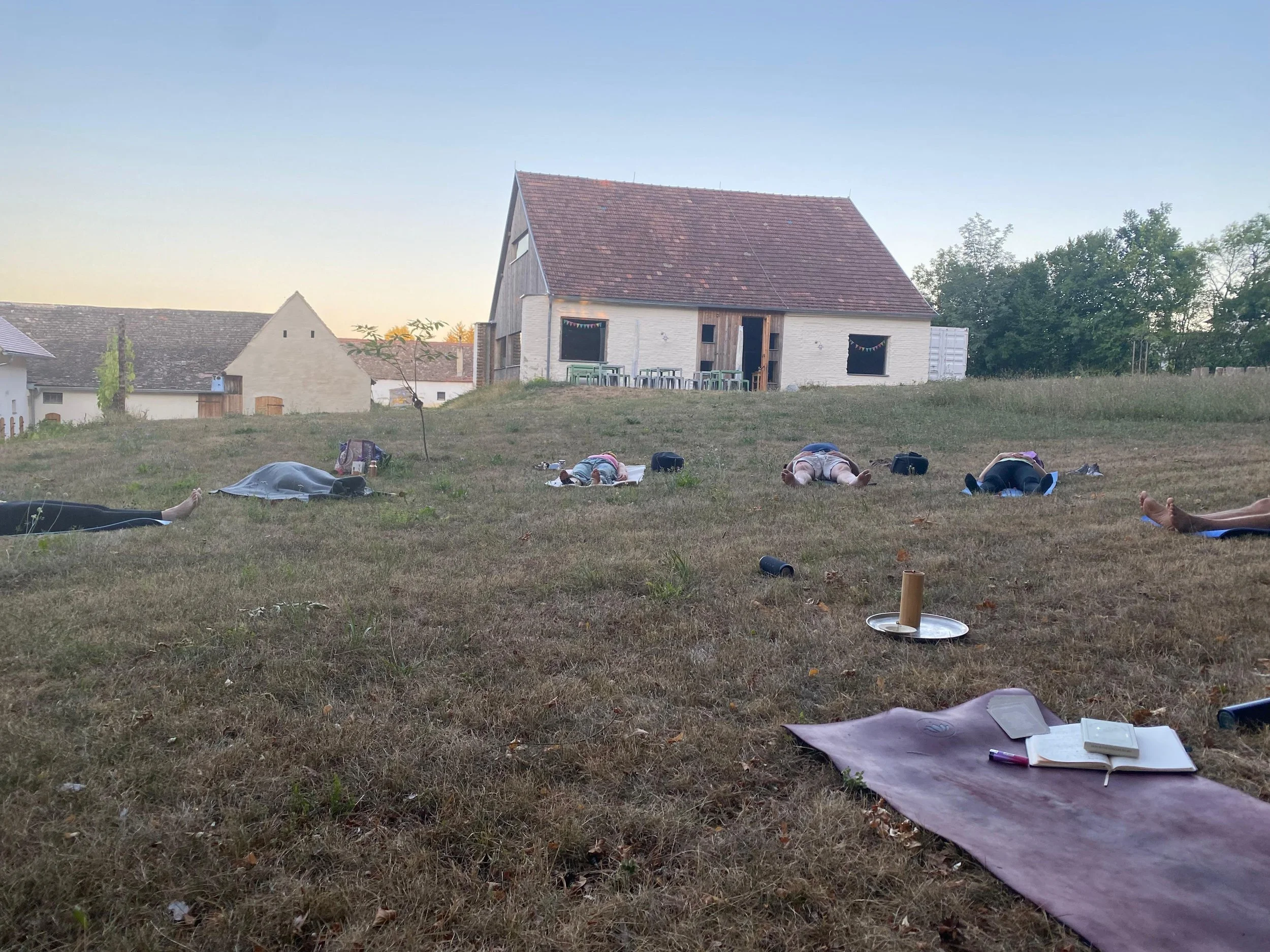 Sommerabend-Yoga mit Chrissy