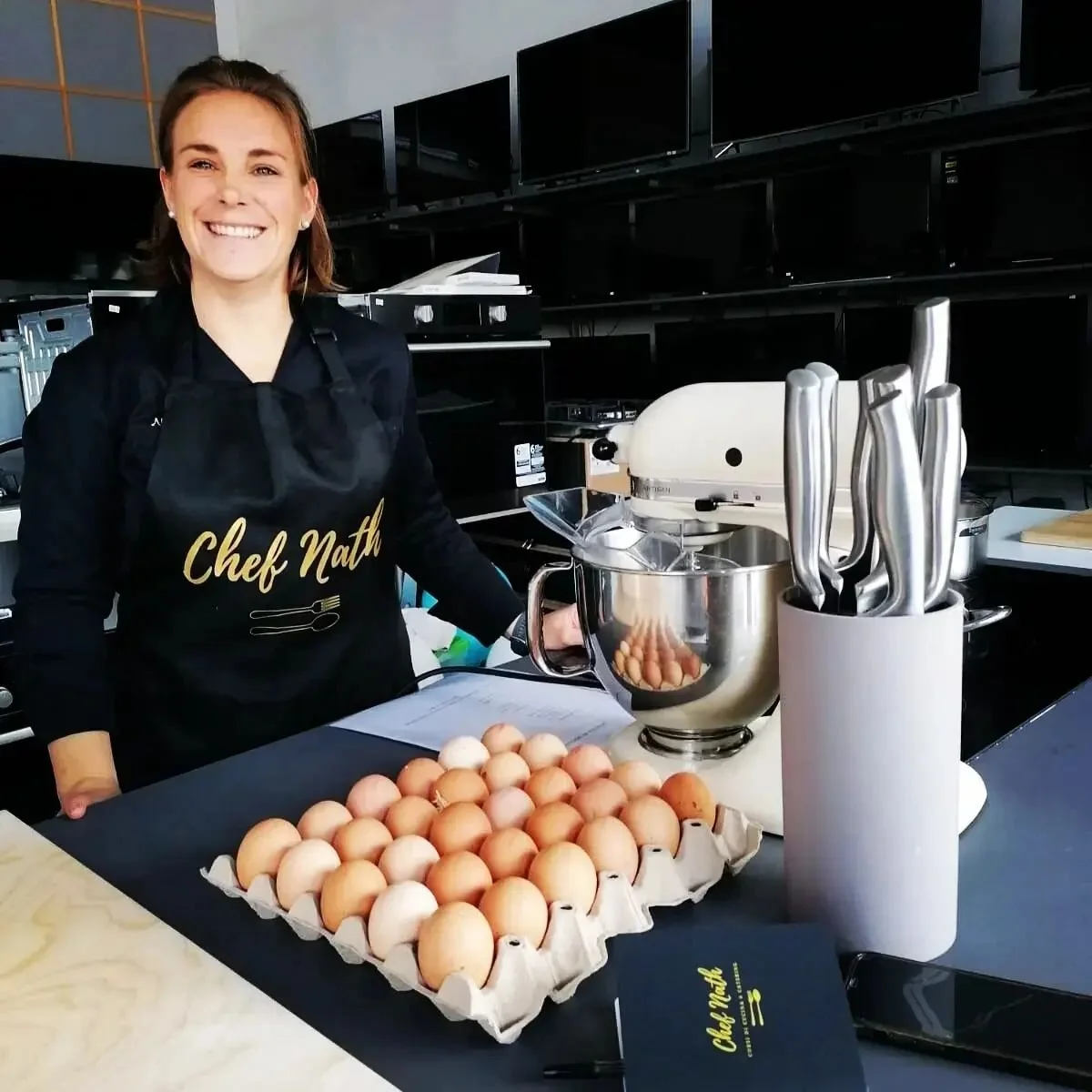 L'anno 2022 &egrave; stato ricco di nuove avventure, sogni realizzati.  Voglio concludere il 2022 e cominciare il 2023 con una sola foto! Con questo sguardo e questo sorriso pieno di felicit&agrave;. 

 Per riassumere quest'anno 2022 e una sola parol