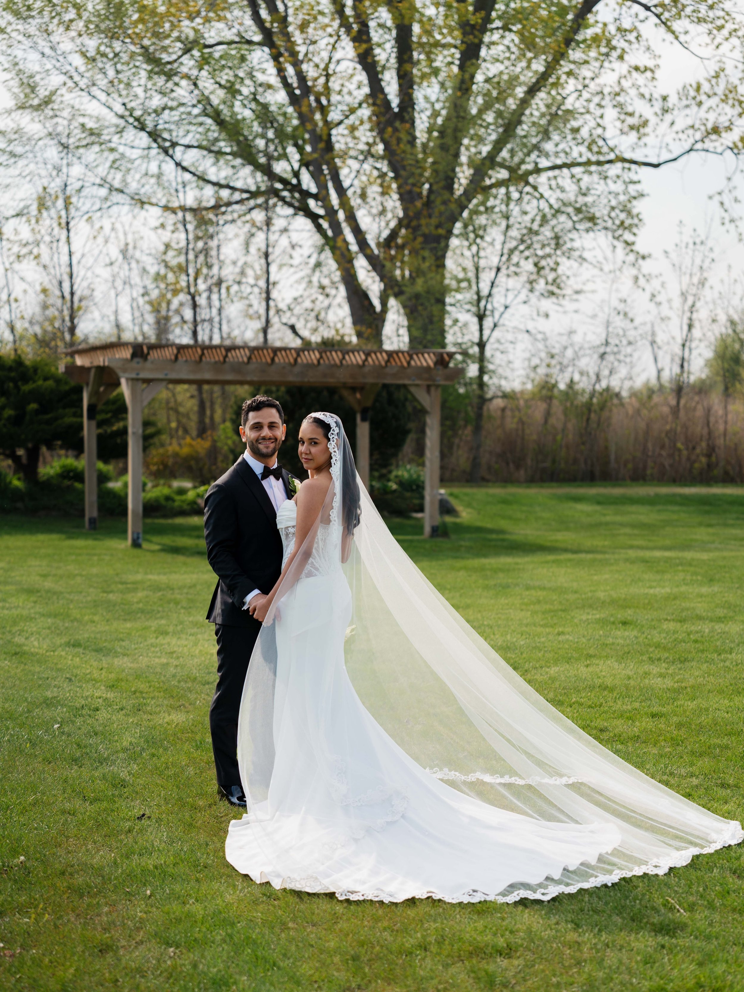 Moe + Ayah 🤵🏻&zwj;♂️ 👰🏻&zwj;♀️