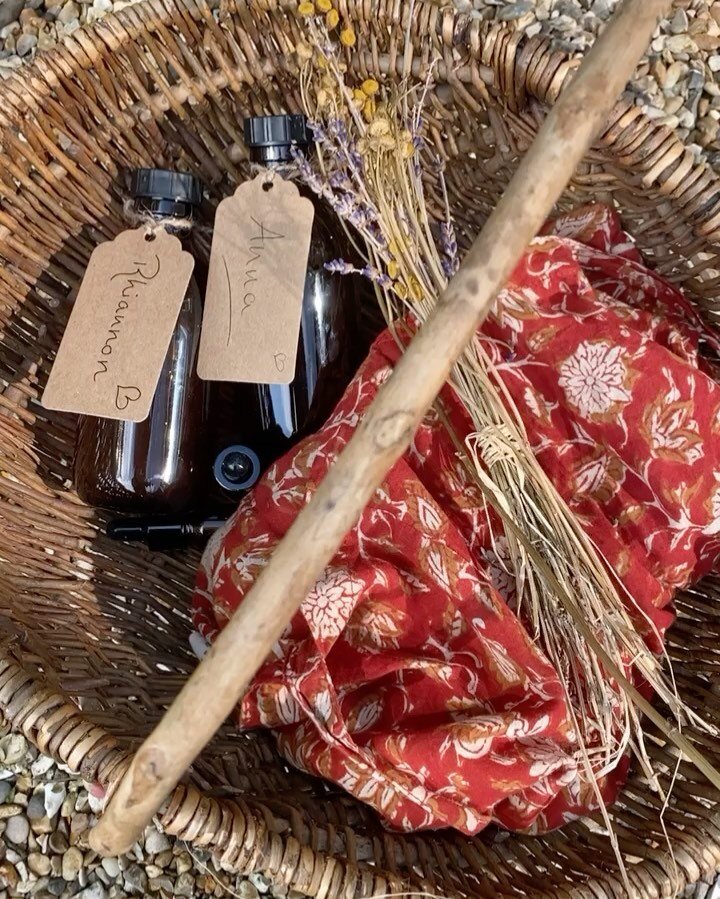 Placenta Tinctures 

Yesterday two clients @i_am_annamaria_ &amp; @schooling_mama_ came to collect their placenta tinctures and one frozen placenta. They both free birthed on the same day!

It&rsquo;s a honour to prepare these remedies and to keep ho