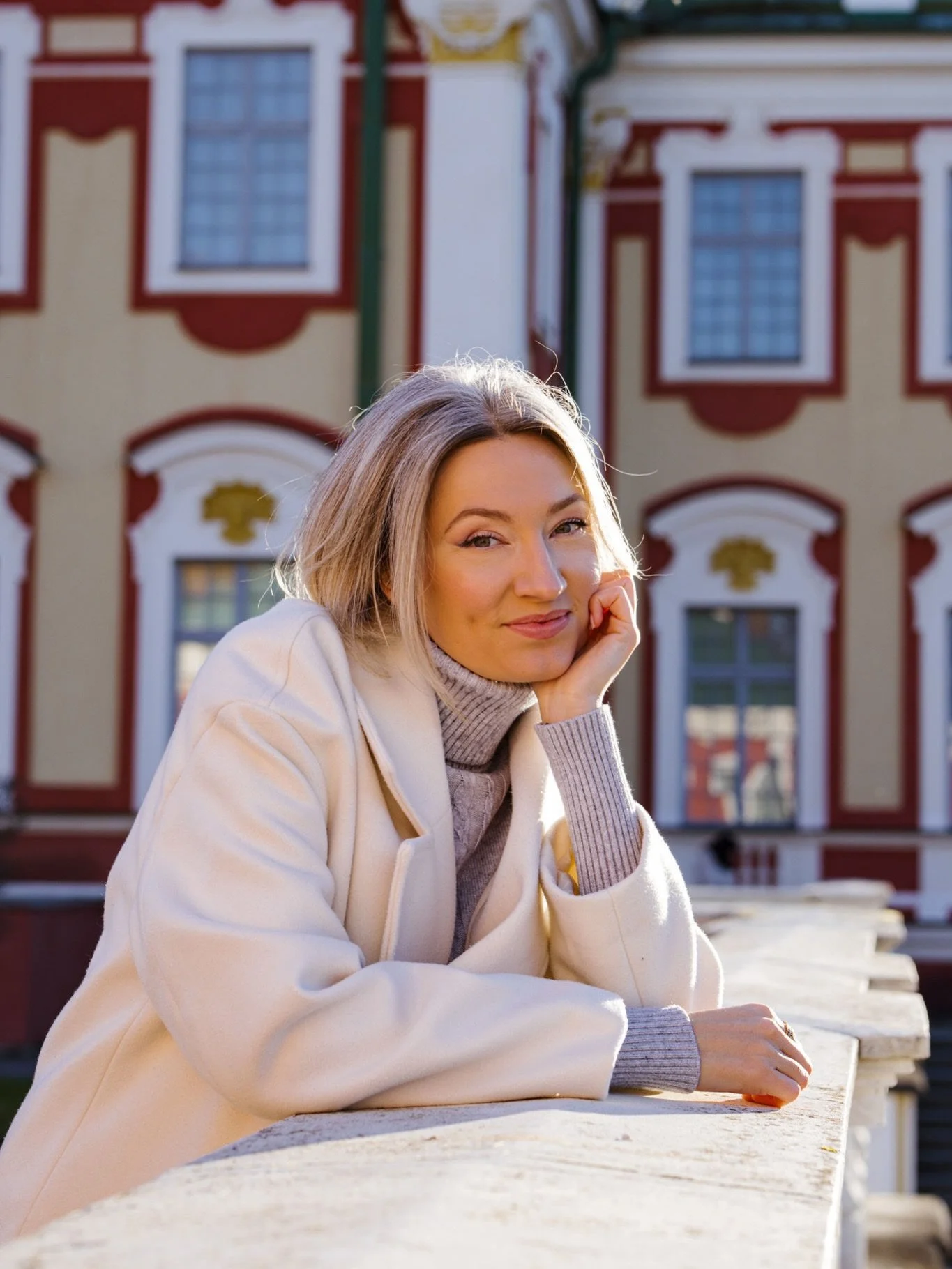 Kui ma septembris sain teada, et v&otilde;itsin loosim&auml;nguga meigi ja pildistamise, siis ma olin &otilde;nnelik. Ja kui ma kuulsin, et idee on teha s&uuml;gispilte, siis m&otilde;tlesin kohe, et br&auml;ndis ei ole neist v&auml;ga kasu. Nii auto